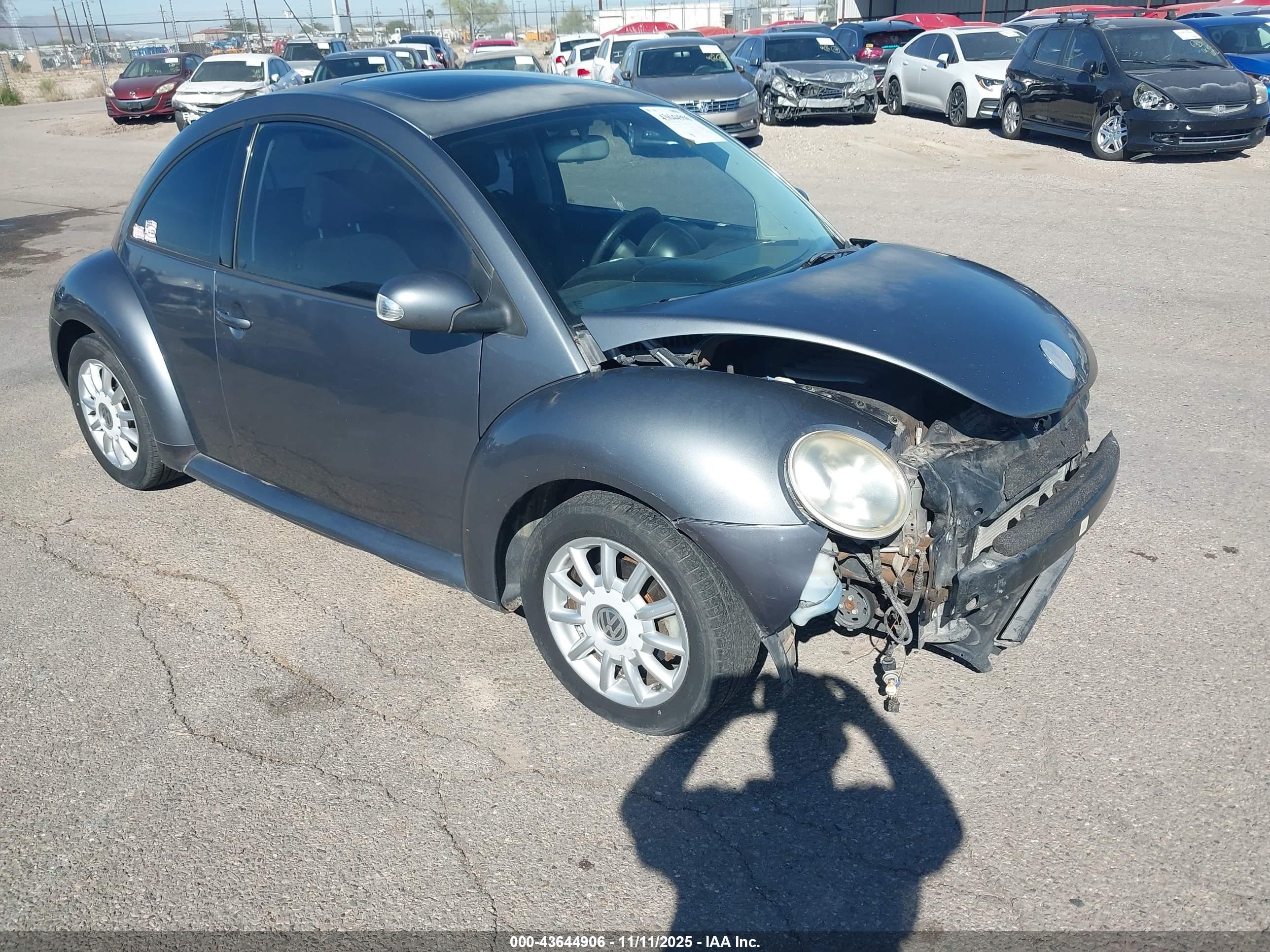 2005 Volkswagen New Beetle Coupe Gls Gray vin: 3VWCK31C55M400753