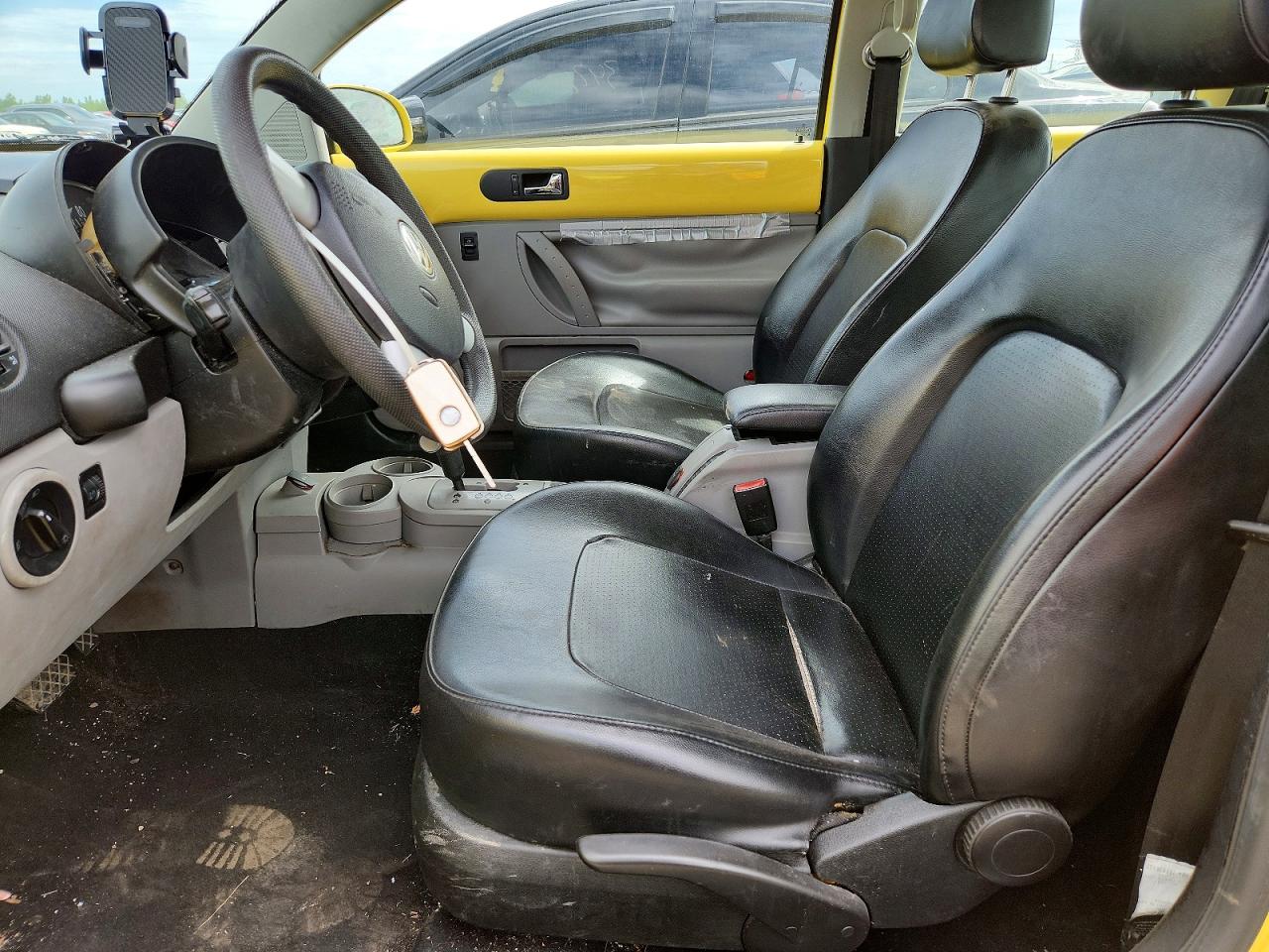 2005 Volkswagen New Beetle Gls Yellow vin: 3VWCK31C65M401264