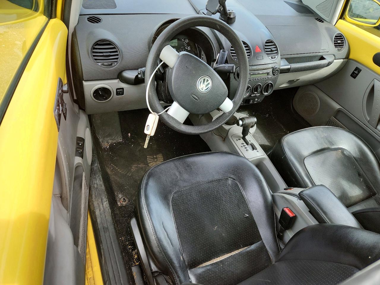 2005 Volkswagen New Beetle Gls Yellow vin: 3VWCK31C65M401264