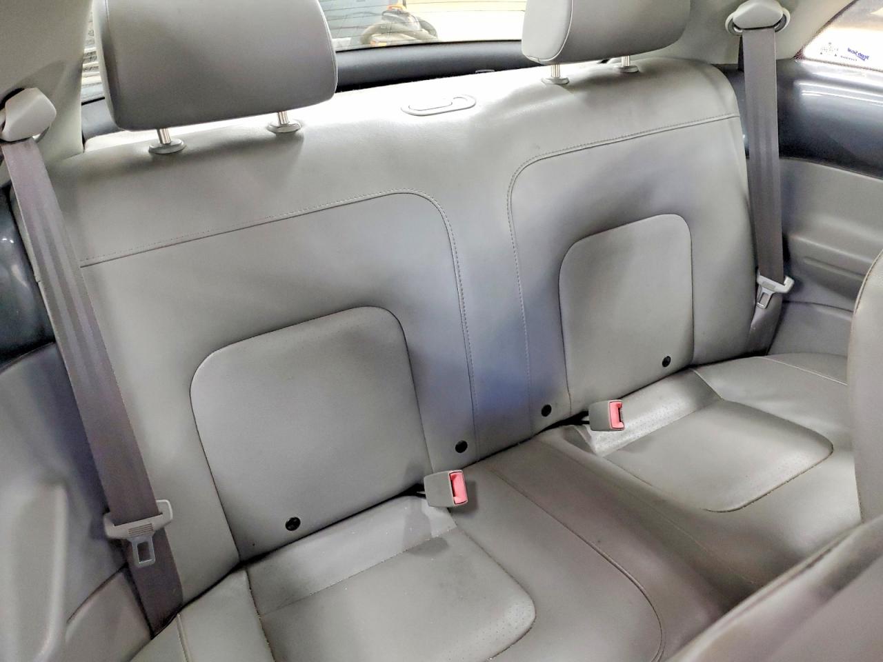 2004 Volkswagen New Beetle Gls Gray vin: 3VWCK31C94M413455