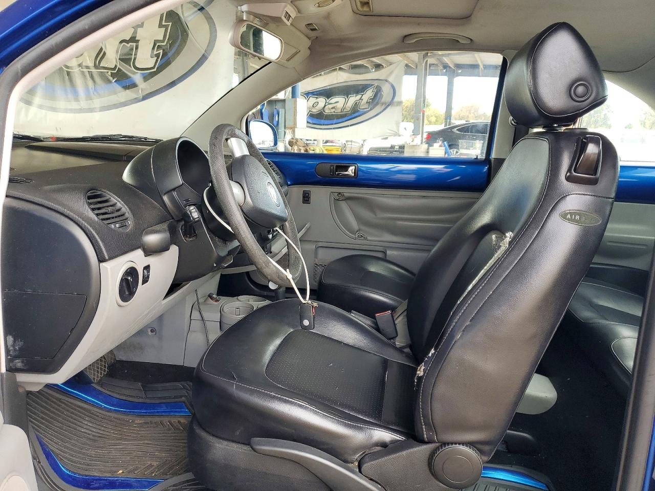 2004 Volkswagen New Beetle Gls Blue vin: 3VWCK31CX4M404439
