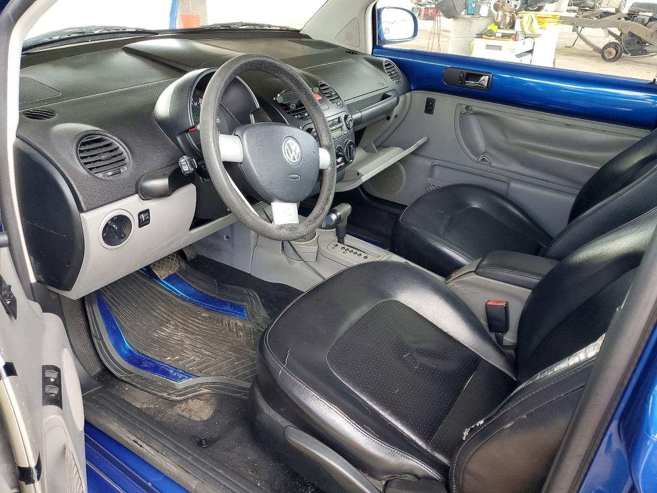 2004 Volkswagen New Beetle Gls Blue vin: 3VWCK31CX4M404439