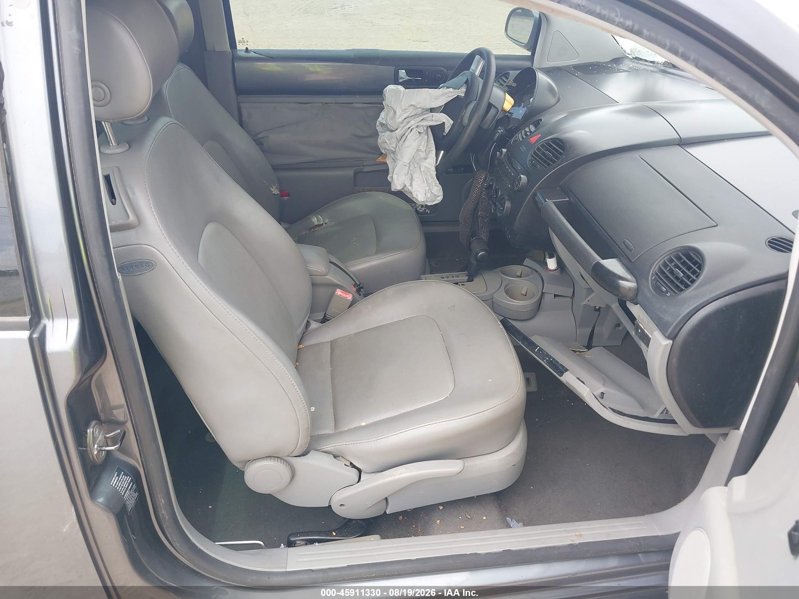 2005 Volkswagen New Beetle Gls Gray vin: 3VWCK31CX5M400263
