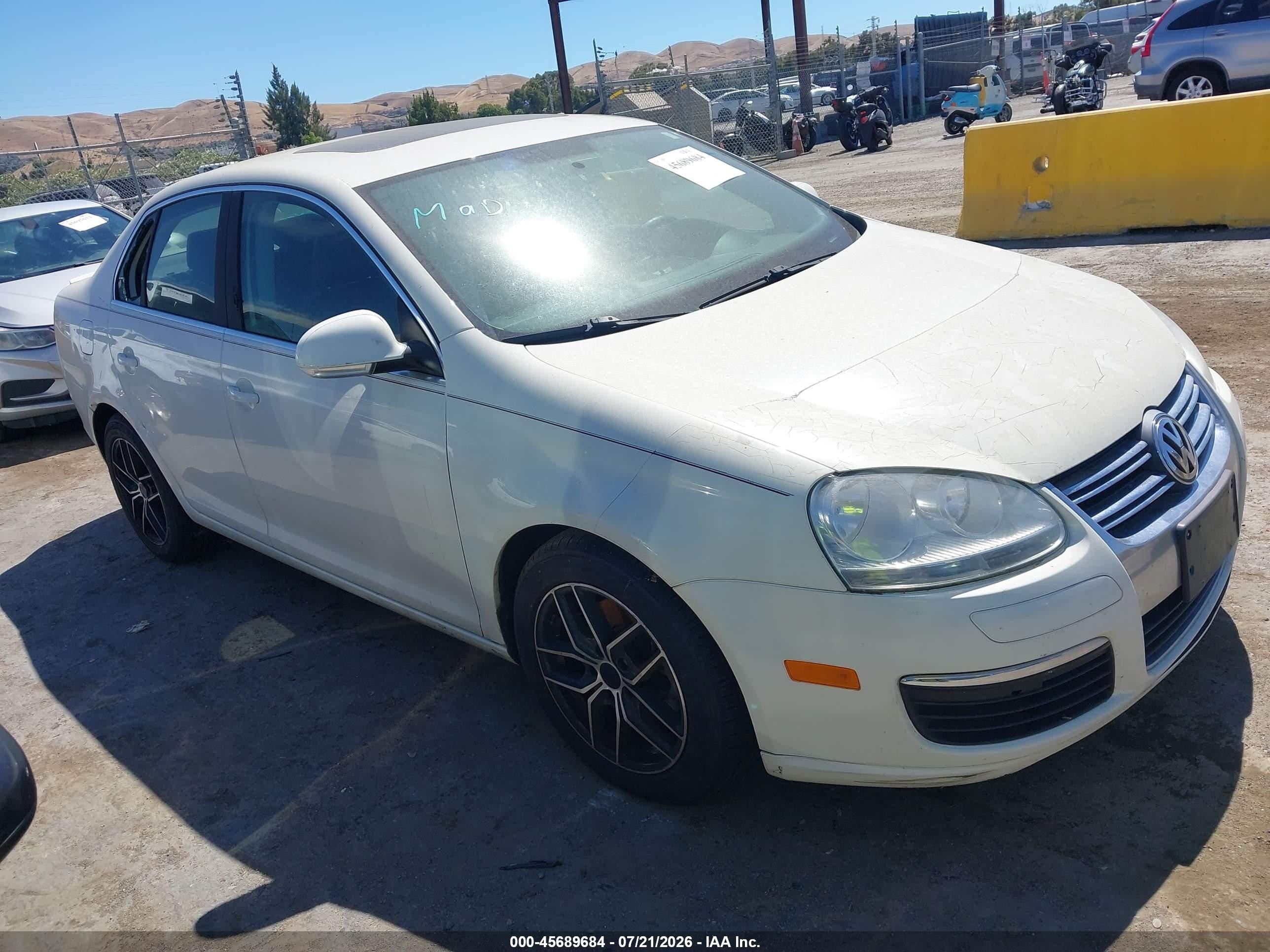 2009 Volkswagen Jetta Tdi Loyal Edition Белый vin: 3VWCL71K49M001222