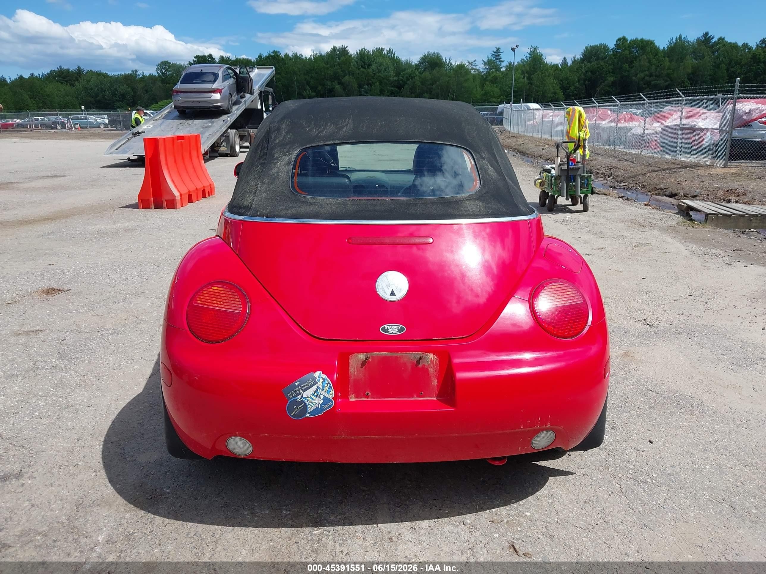 2004 Volkswagen New Beetle Gls Red vin: 3VWCM21Y24M306473