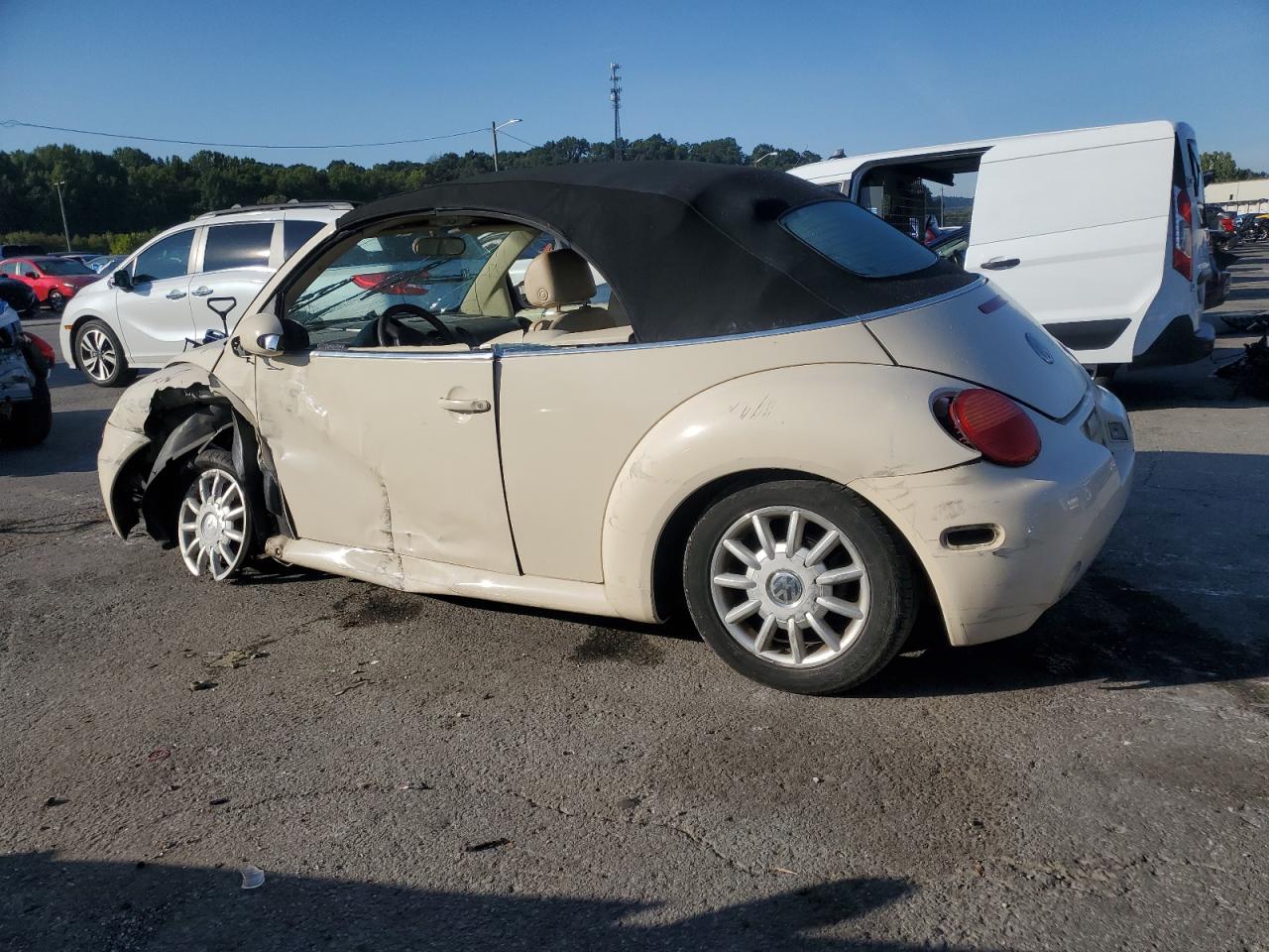 2004 Volkswagen New Beetle Gls Tan vin: 3VWCM21Y44M300822