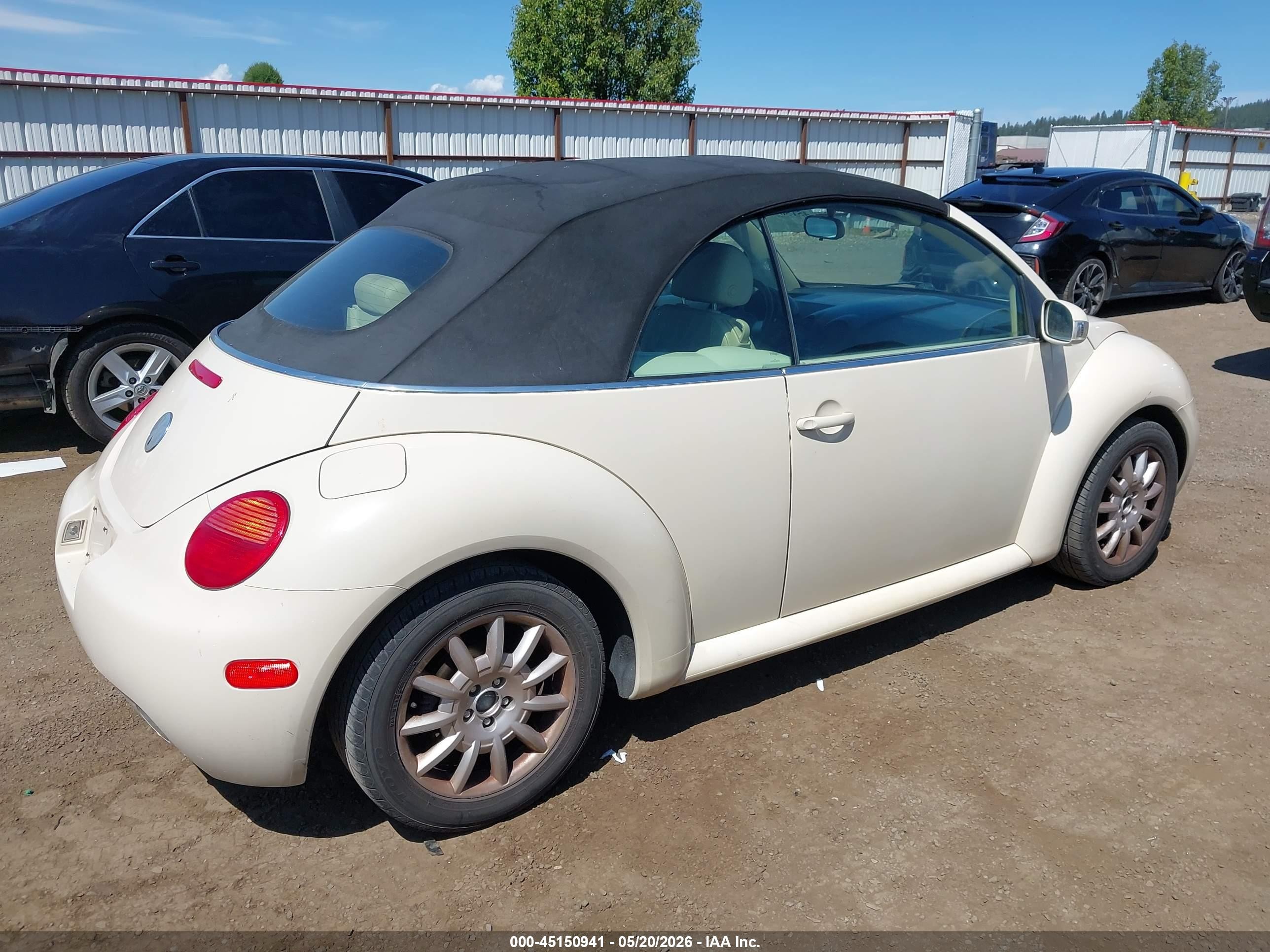 2004 Volkswagen New Beetle Gls Cream vin: 3VWCM21Y44M310668