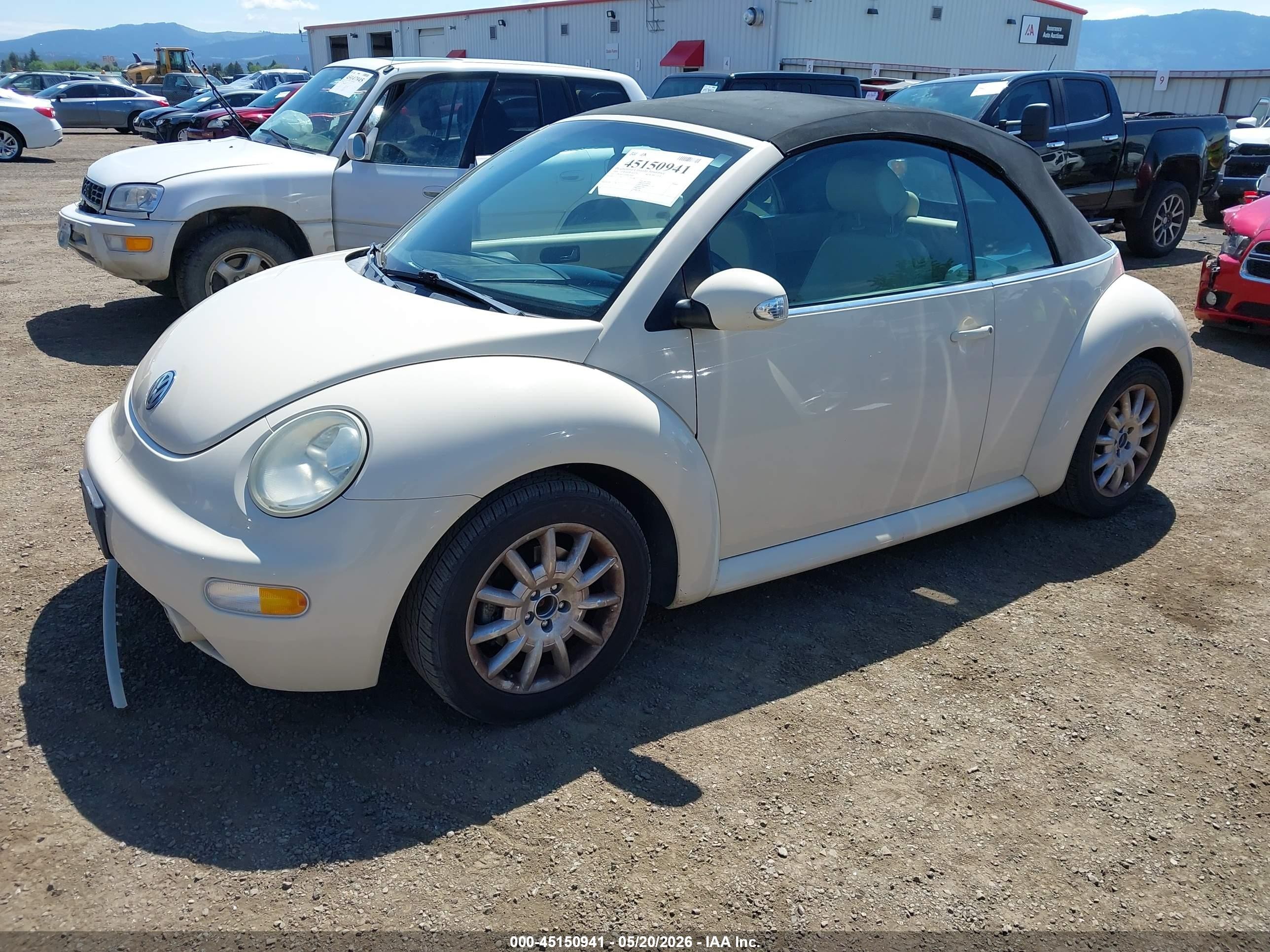 2004 Volkswagen New Beetle Gls Cream vin: 3VWCM21Y44M310668