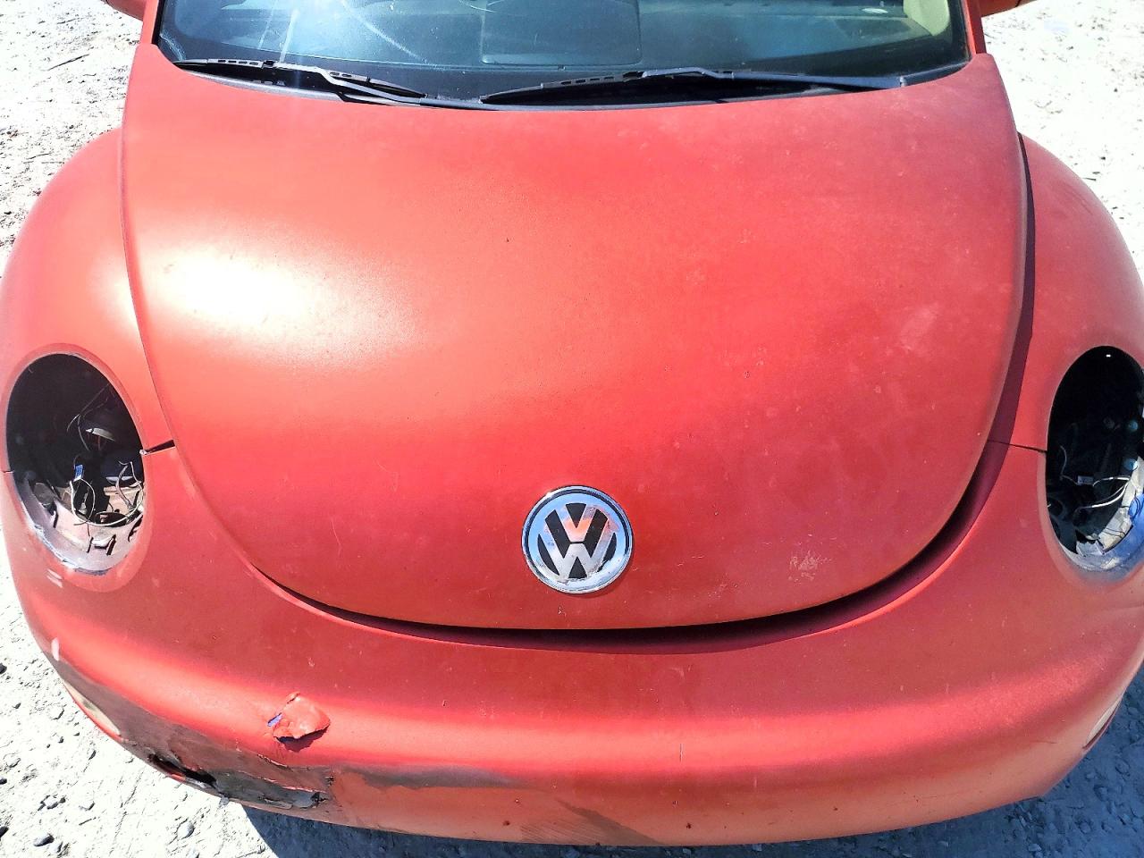2004 Volkswagen New Beetle Gls Red vin: 3VWCM31Y04M312794