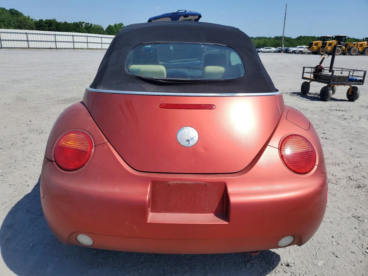 2004 Volkswagen New Beetle Gls Red vin: 3VWCM31Y04M312794