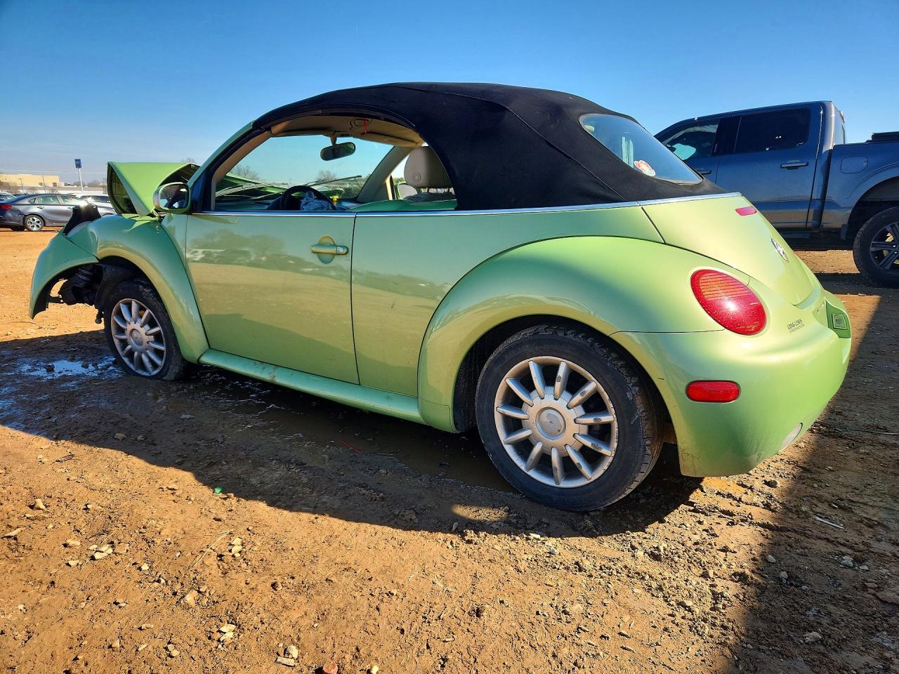 2004 Volkswagen New Beetle Gls Green vin: 3VWCM31Y44M322941
