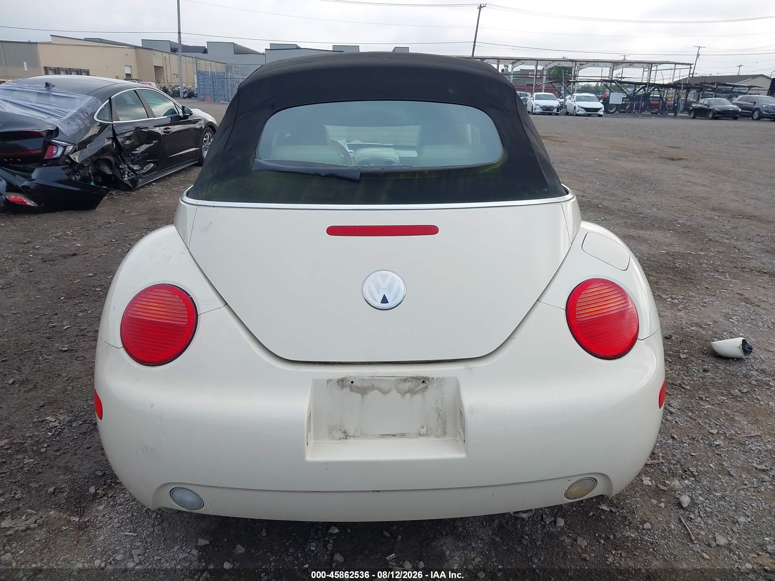 2004 Volkswagen New Beetle Gls Cream vin: 3VWCM31Y74M321976