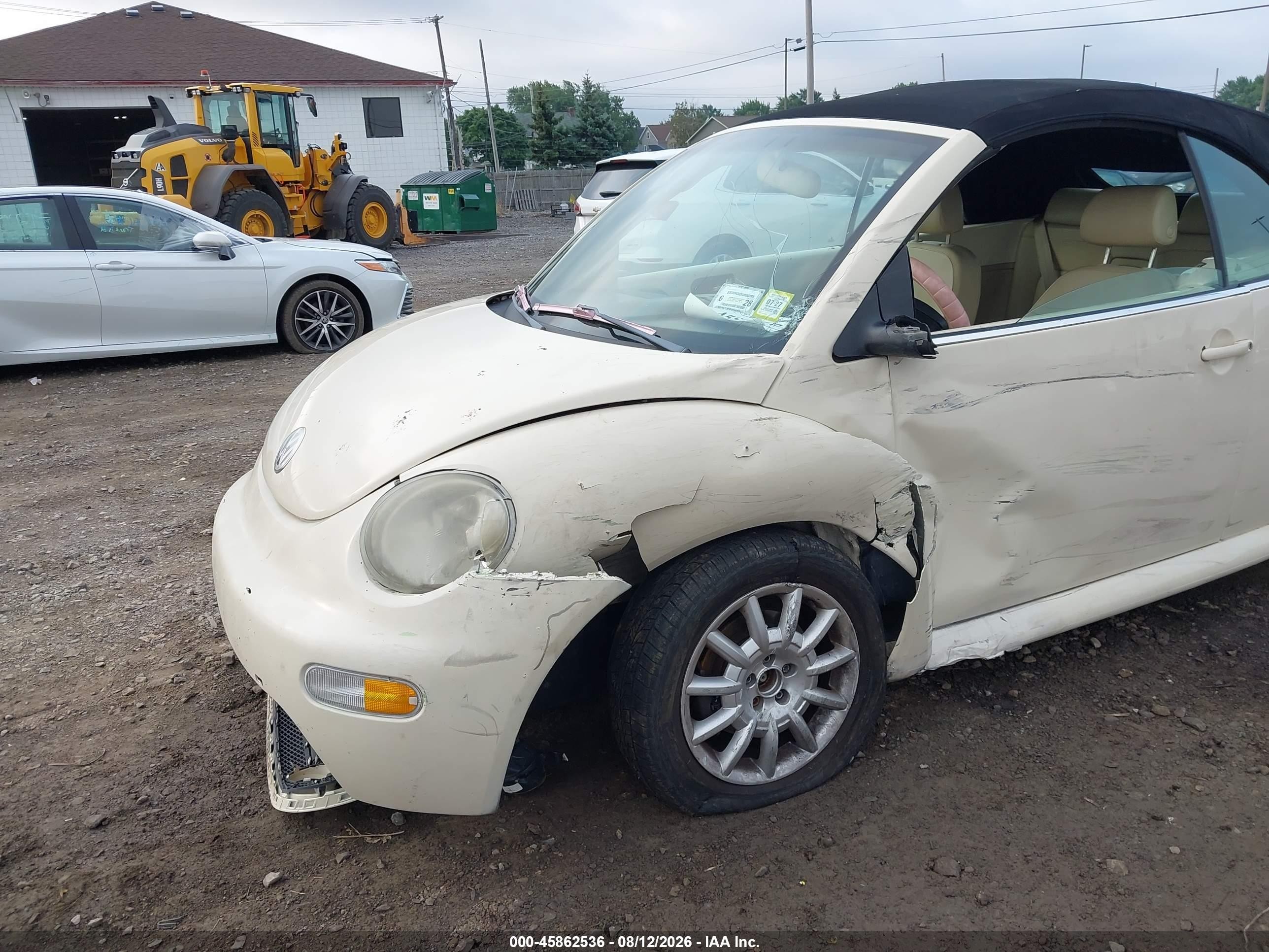 2004 Volkswagen New Beetle Gls Cream vin: 3VWCM31Y74M321976
