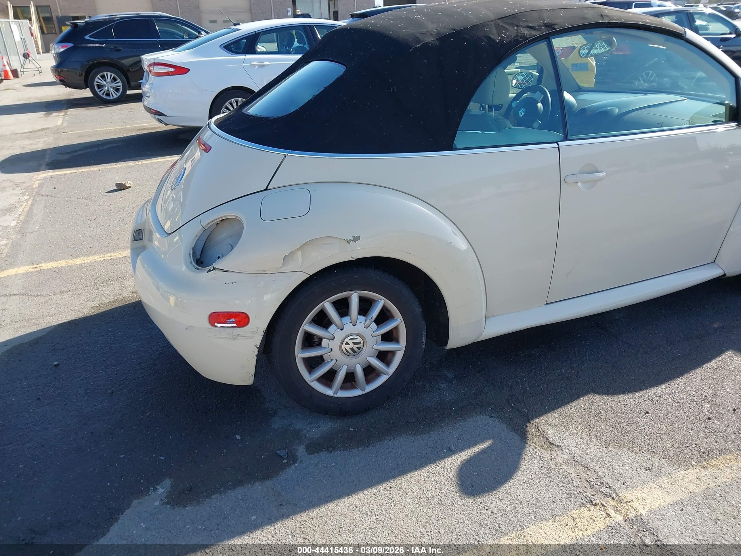 2005 Volkswagen New Beetle Gls Кремовый vin: 3VWCM31Y85M318277