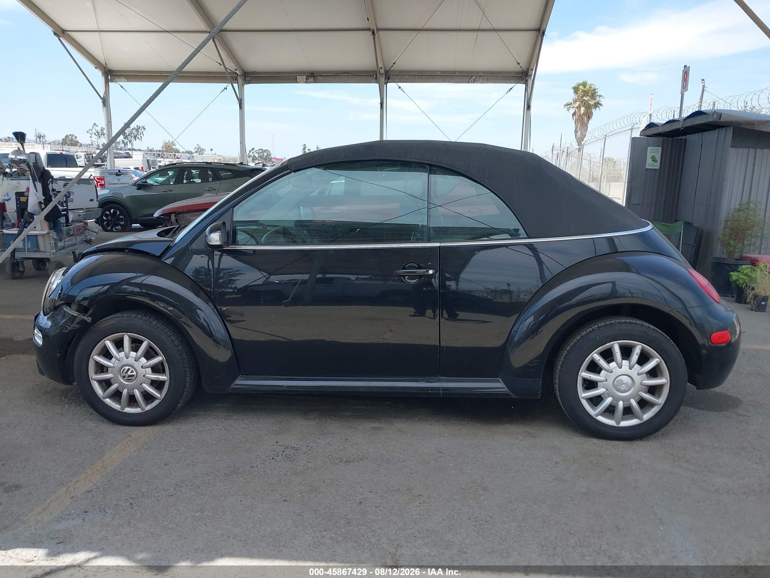 2004 Volkswagen New Beetle Gls Black vin: 3VWCM31Y94M324149