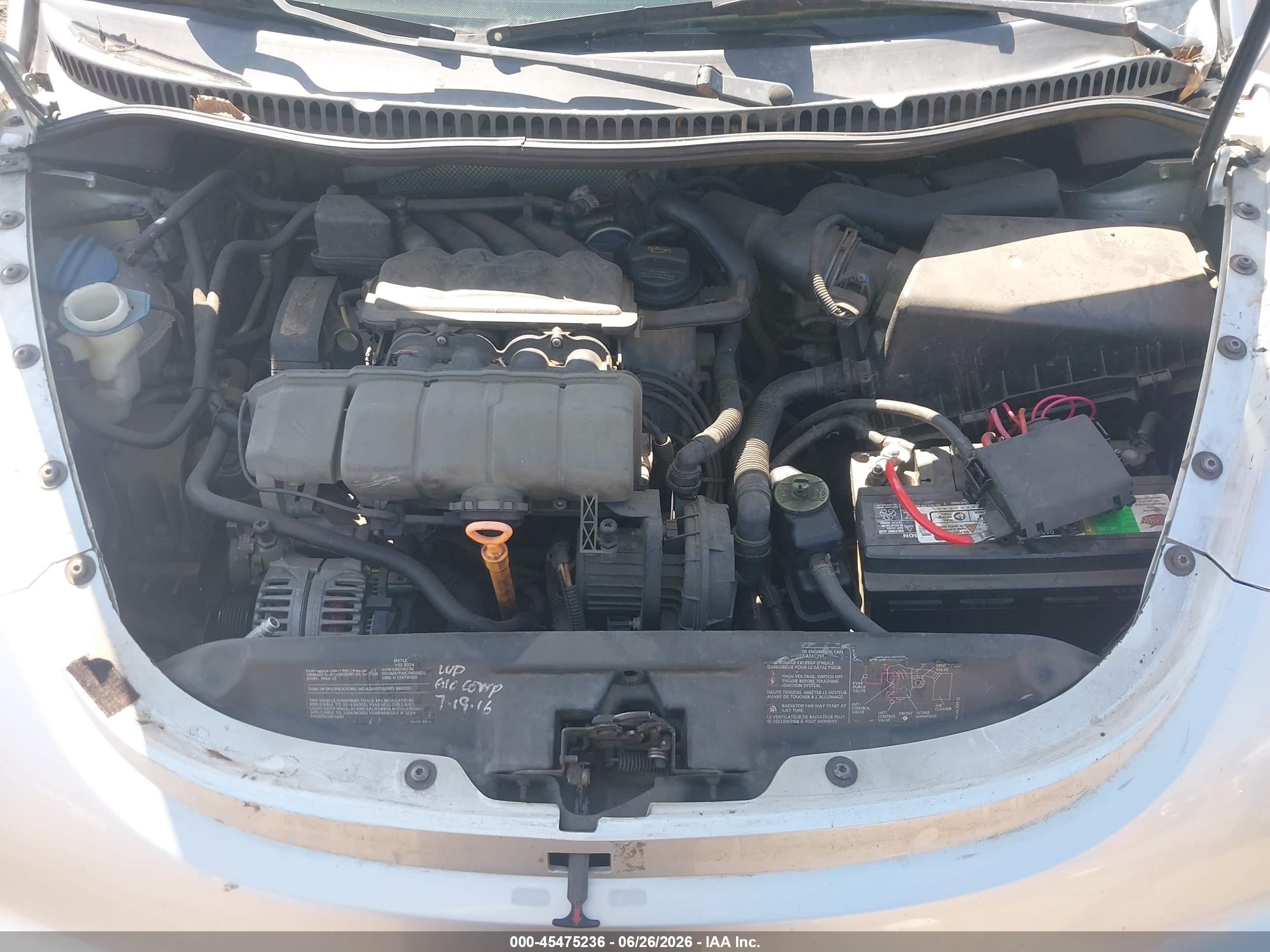 2004 Volkswagen New Beetle Gls Silver vin: 3VWCM31YX4M317081