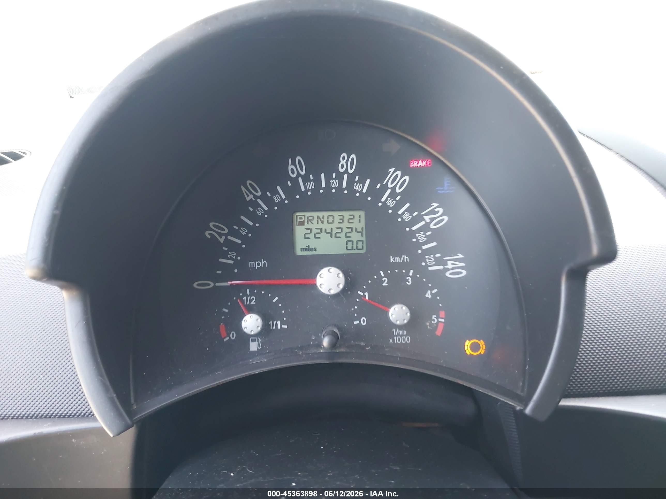 2001 Volkswagen New Beetle Gls Tdi Silver vin: 3VWCP21C21M474962