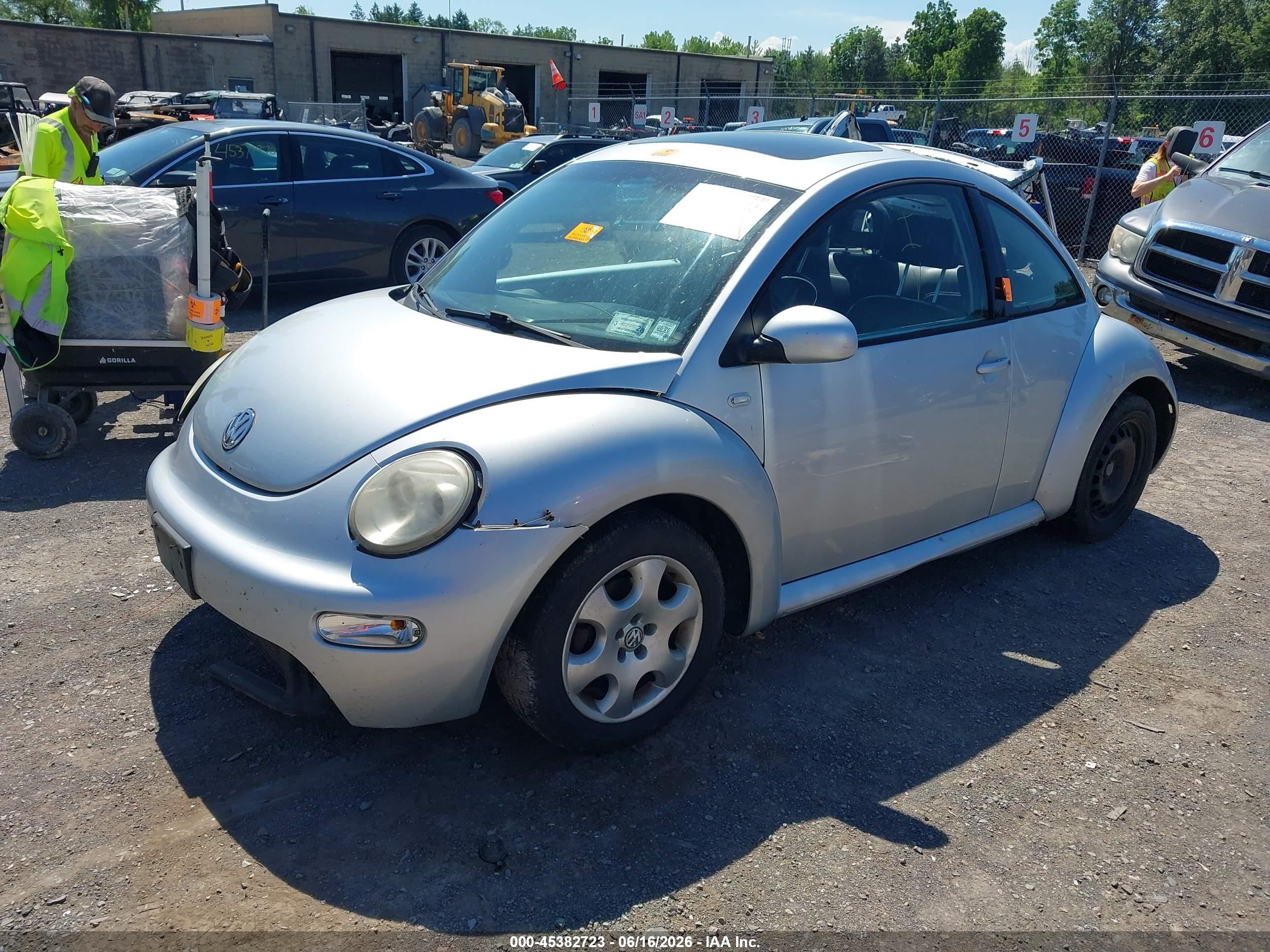 2003 Volkswagen New Beetle Gls Tdi Silver vin: 3VWCP21C73M413674