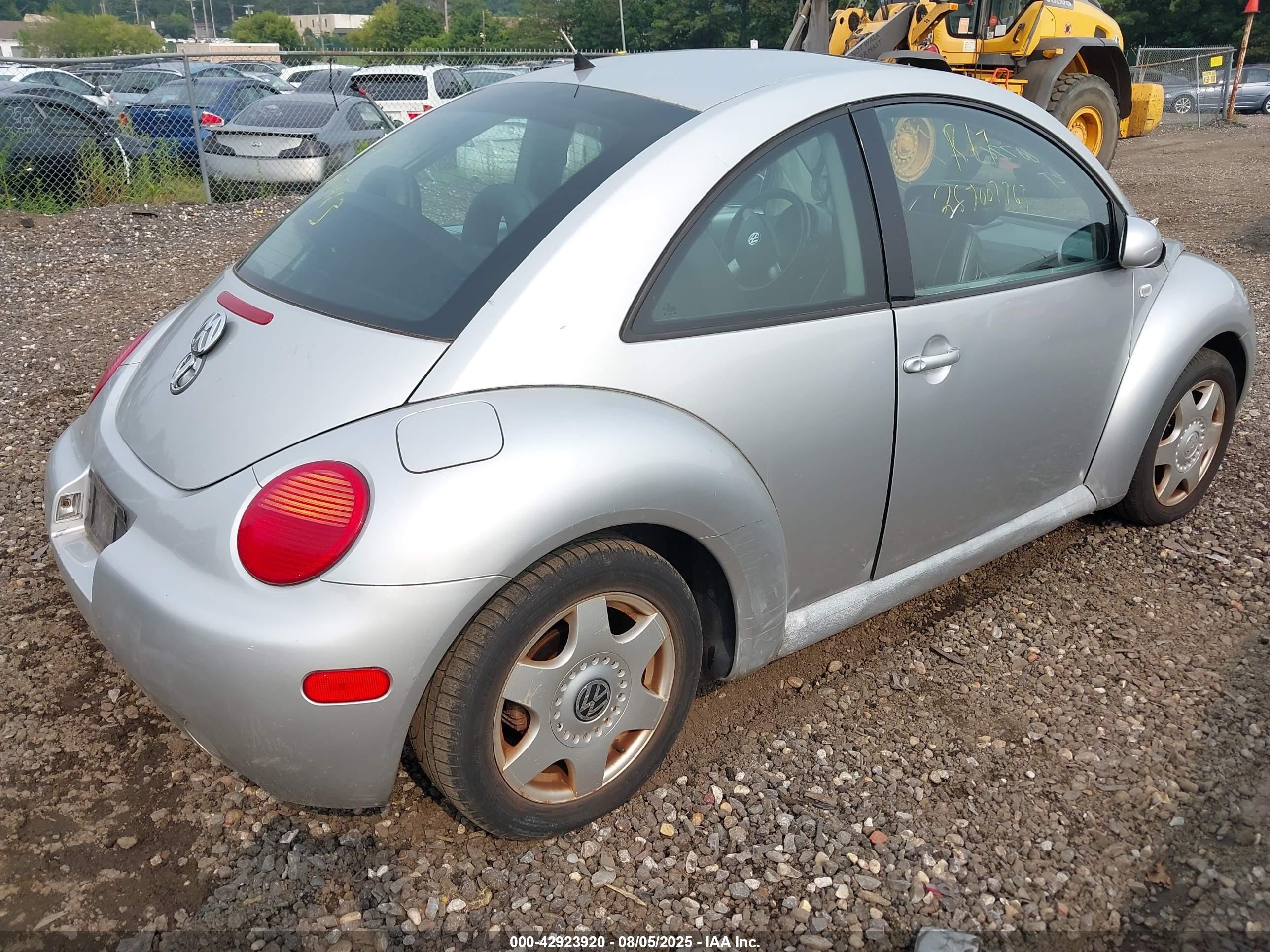 2001 Volkswagen New Beetle Gls Tdi Gray vin: 3VWCP21C81M455798