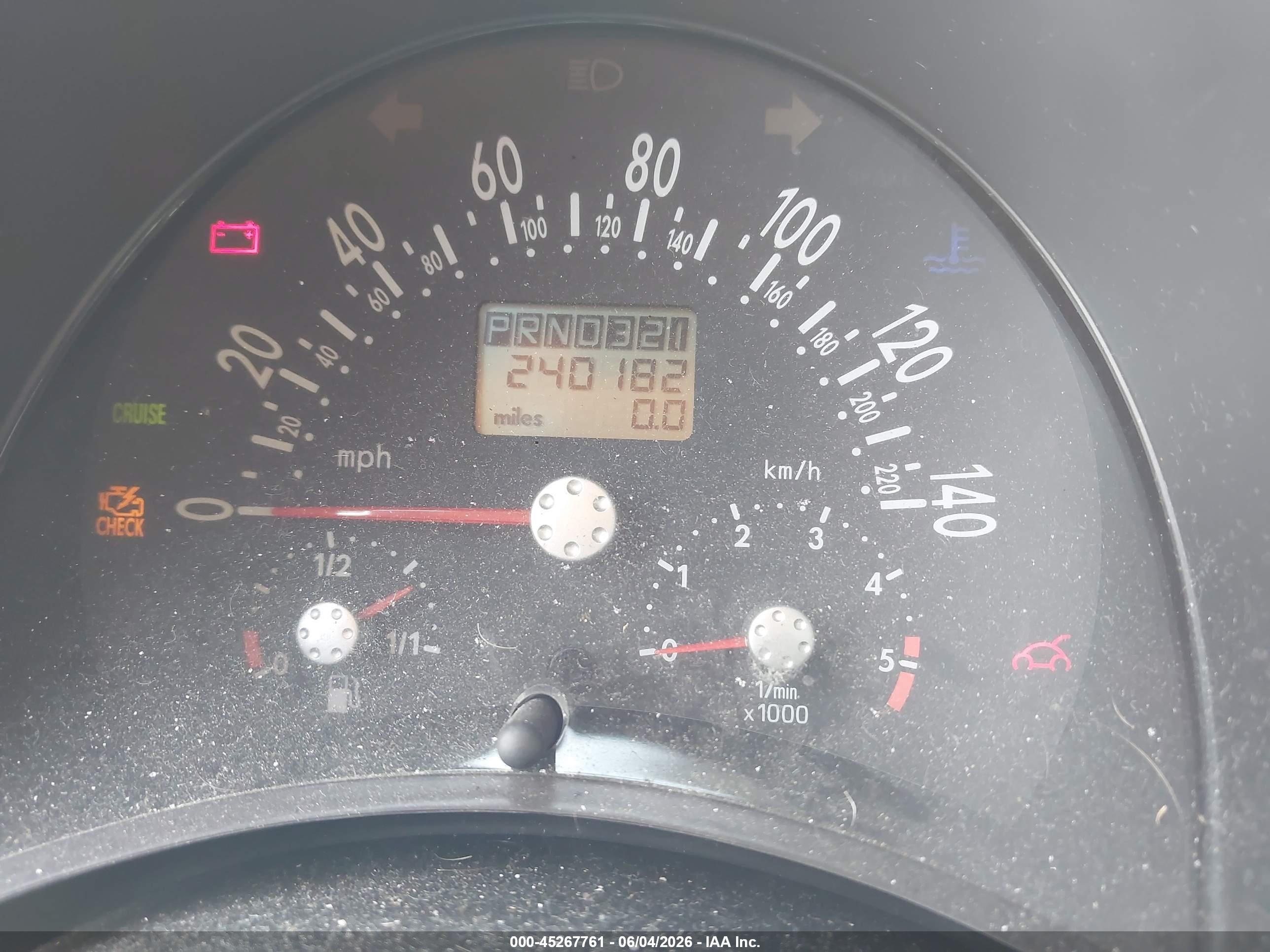 2002 Volkswagen New Beetle Gls Tdi Yellow vin: 3VWCP21C82M423337