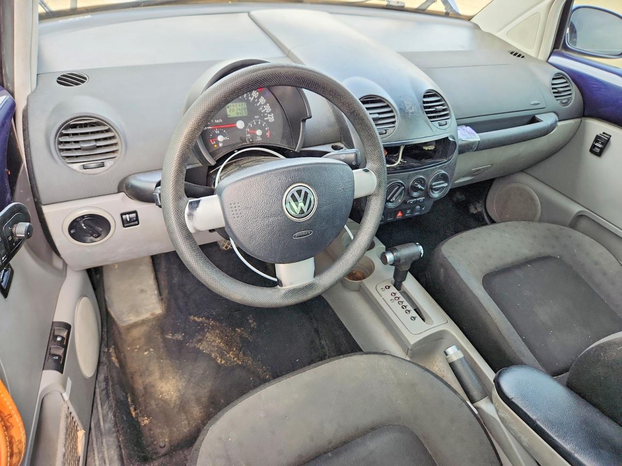 2001 Volkswagen New Beetle Gls Blue vin: 3VWCS21C11M411415