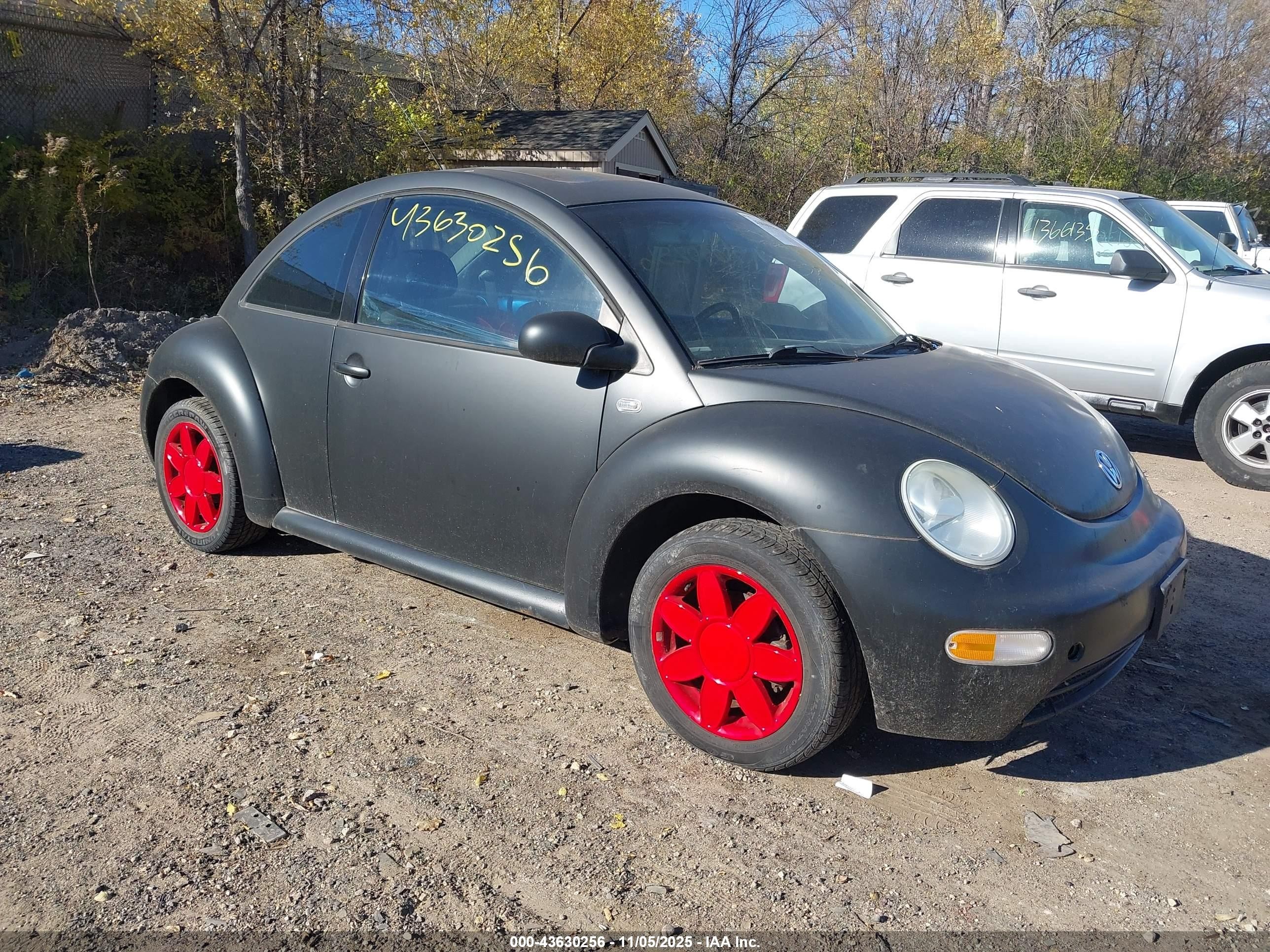 2001 Volkswagen New Beetle Gls Черный vin: 3VWCS21C51M422305