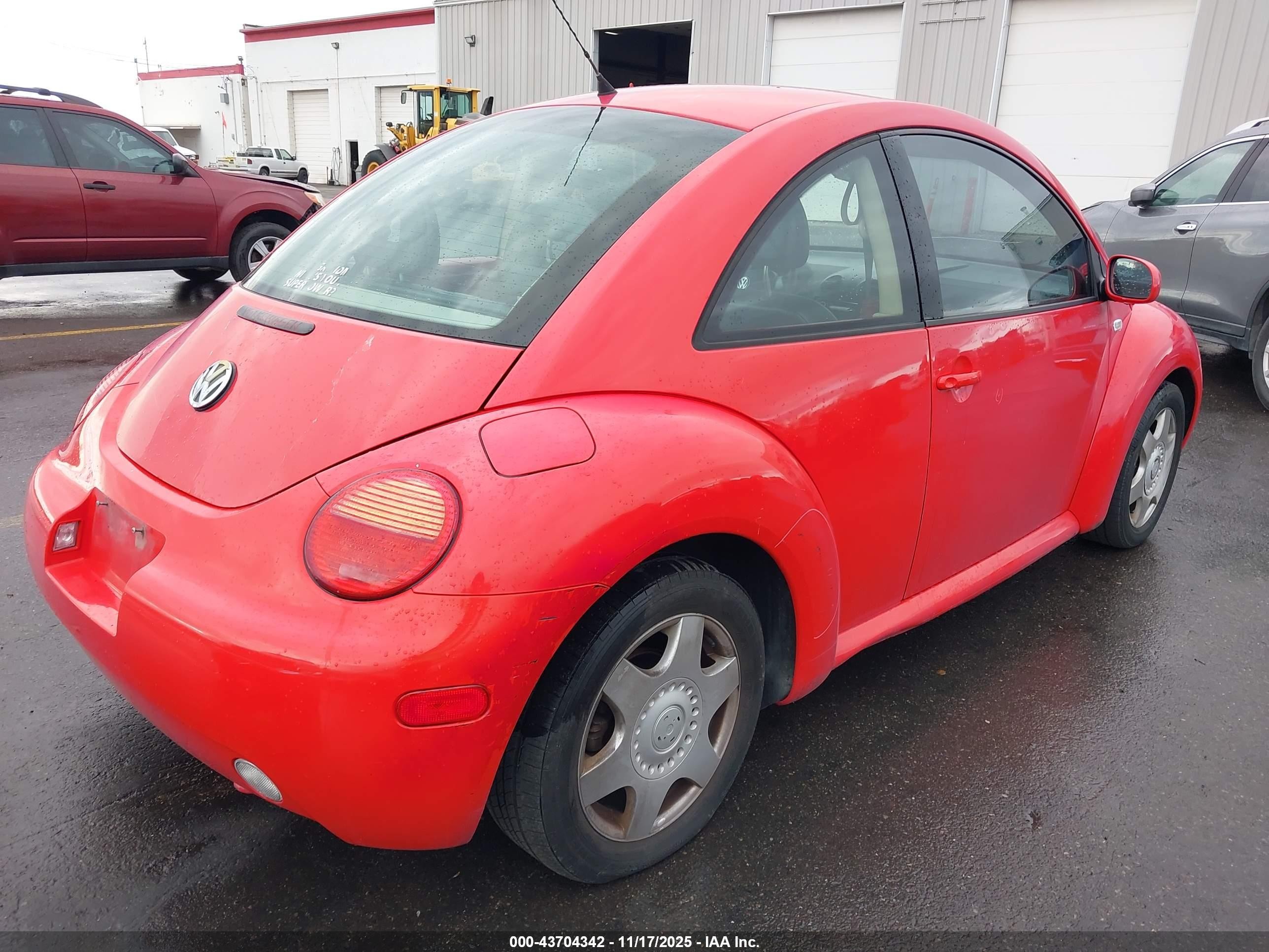 2001 Volkswagen New Beetle Gls Red vin: 3VWCS21C71M408423