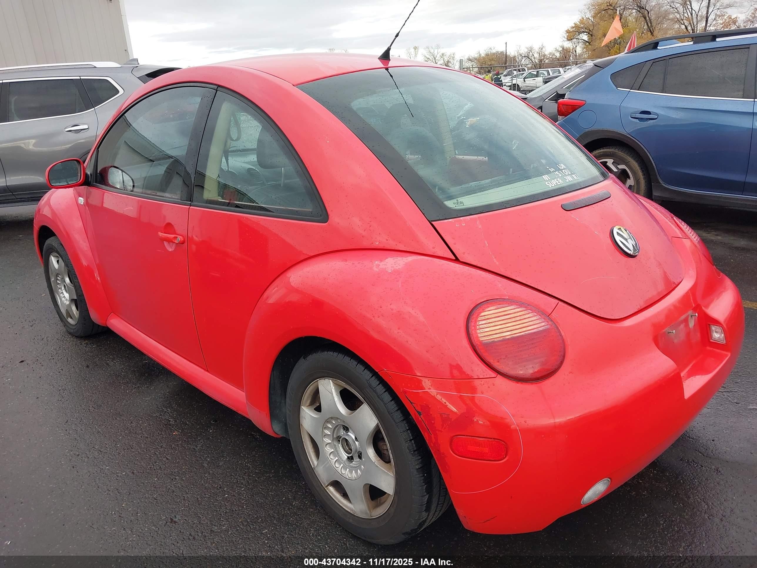 2001 Volkswagen New Beetle Gls Red vin: 3VWCS21C71M408423