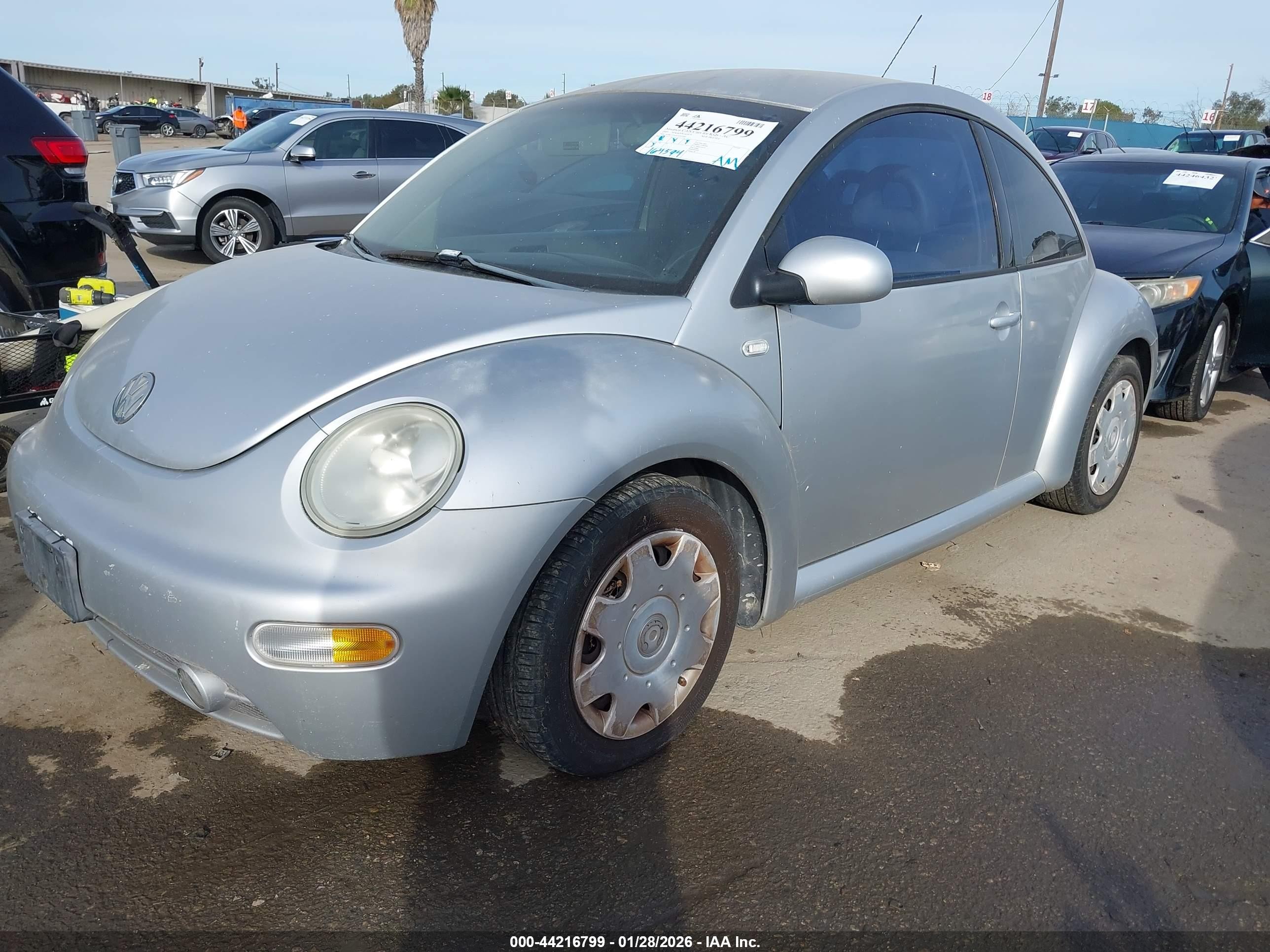 2001 Volkswagen New Beetle Gls Silver vin: 3VWCT21C61M412685