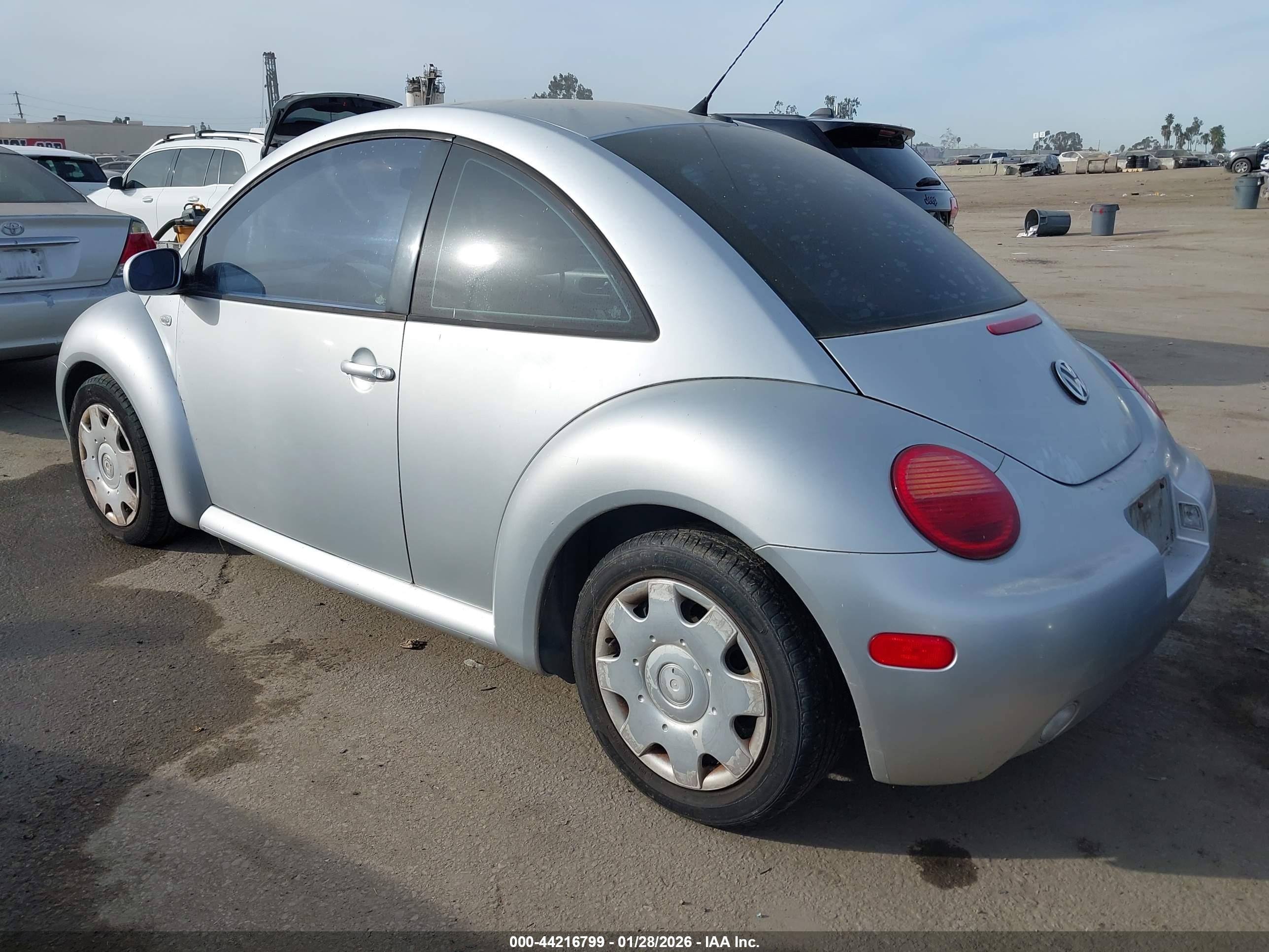 2001 Volkswagen New Beetle Gls Silver vin: 3VWCT21C61M412685
