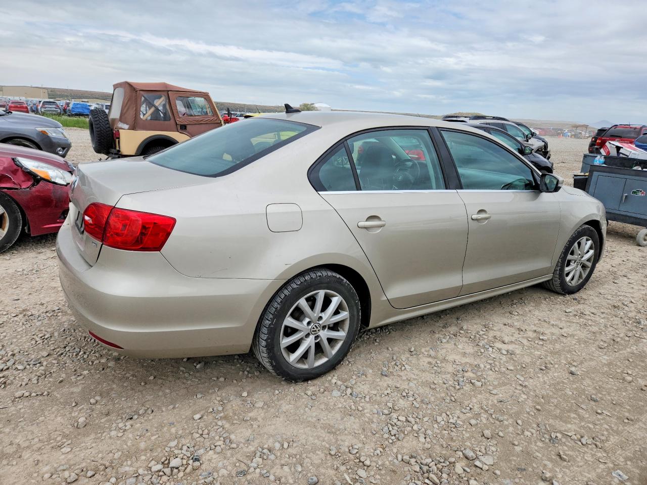 2014 Volkswagen Jetta Se Beige vin: 3VWD07AJ0EM214439