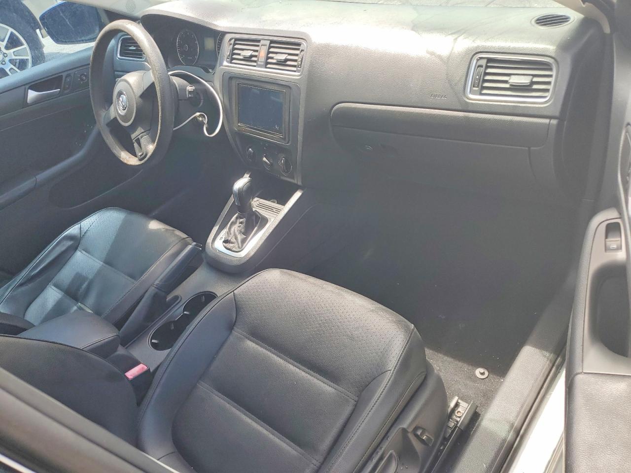 2014 Volkswagen Jetta Se Silver vin: 3VWD07AJ0EM231905