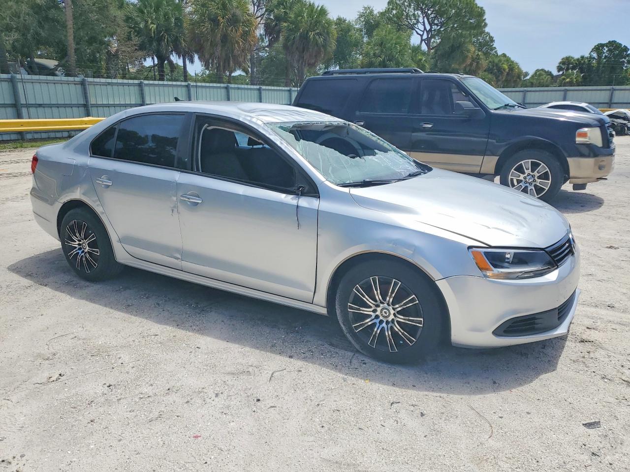 2014 Volkswagen Jetta Se Silver vin: 3VWD07AJ0EM231905