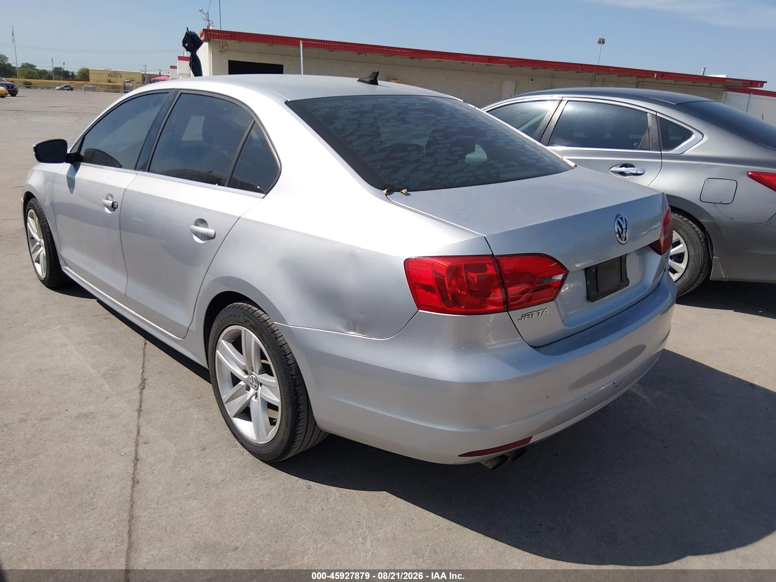 2014 Volkswagen Jetta 1.8t Se Silver vin: 3VWD07AJ0EM372859
