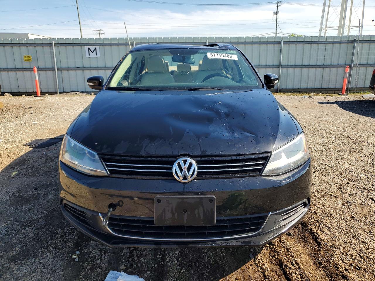 2014 Volkswagen Jetta Se Черный vin: 3VWD07AJ0EM391704