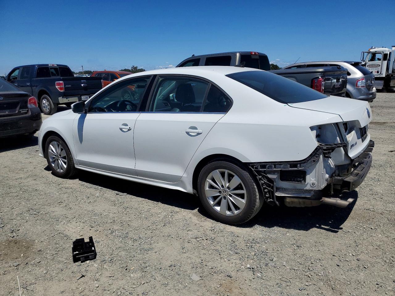 2015 Volkswagen Jetta Se Белый vin: 3VWD07AJ0FM255302
