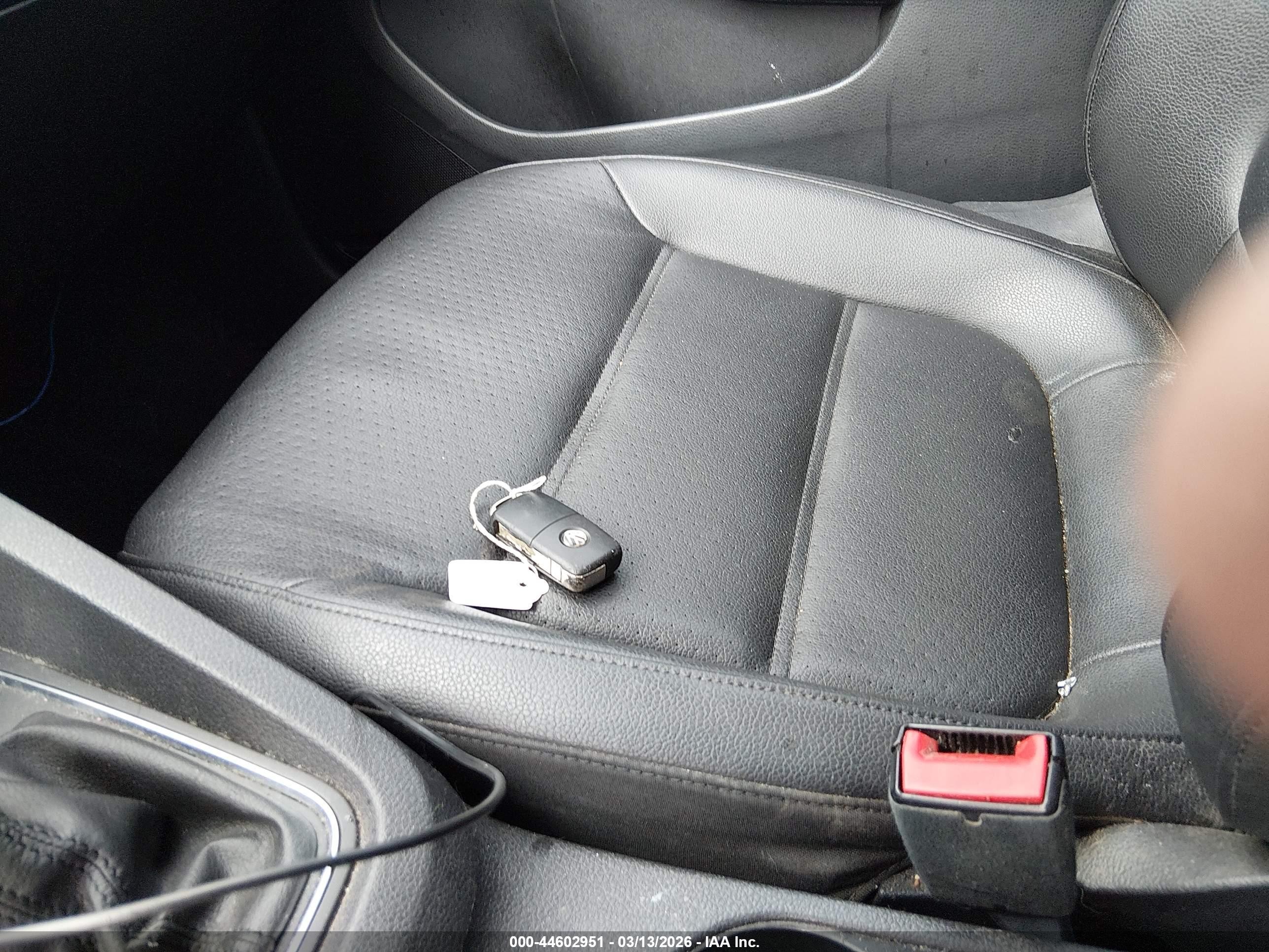 2015 Volkswagen Jetta 1.8t Se Серый vin: 3VWD07AJ0FM265764