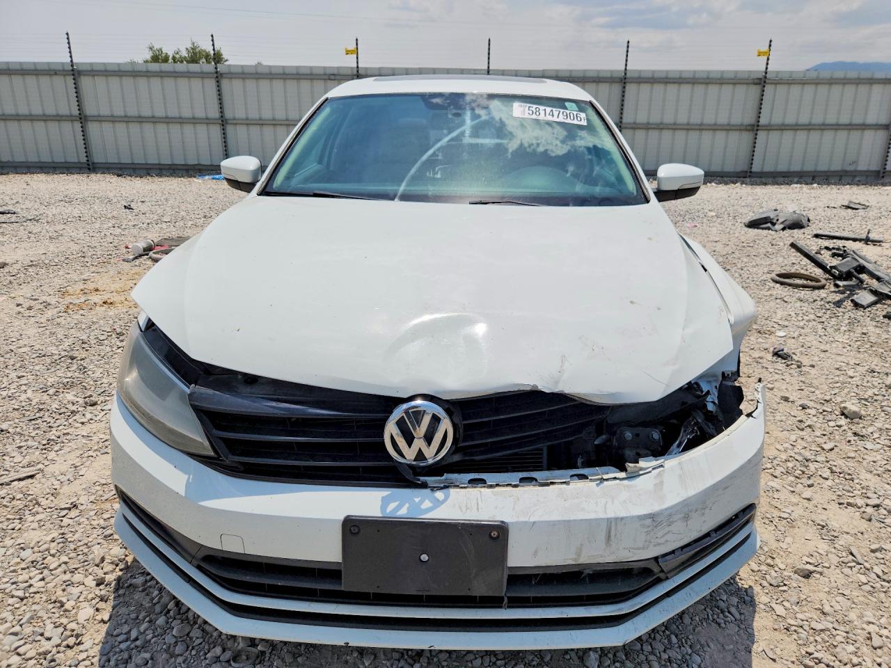 2015 Volkswagen Jetta Se White vin: 3VWD07AJ0FM272682