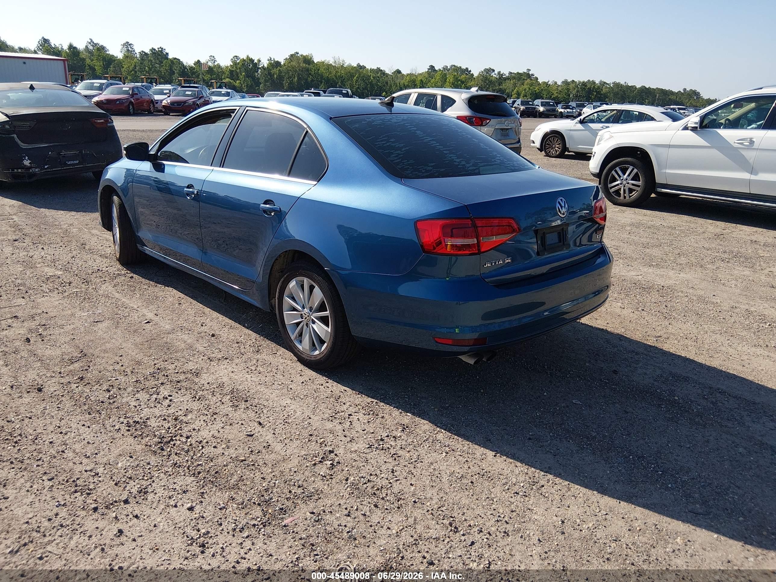 2015 Volkswagen Jetta 1.8t Se Blue vin: 3VWD07AJ0FM314607