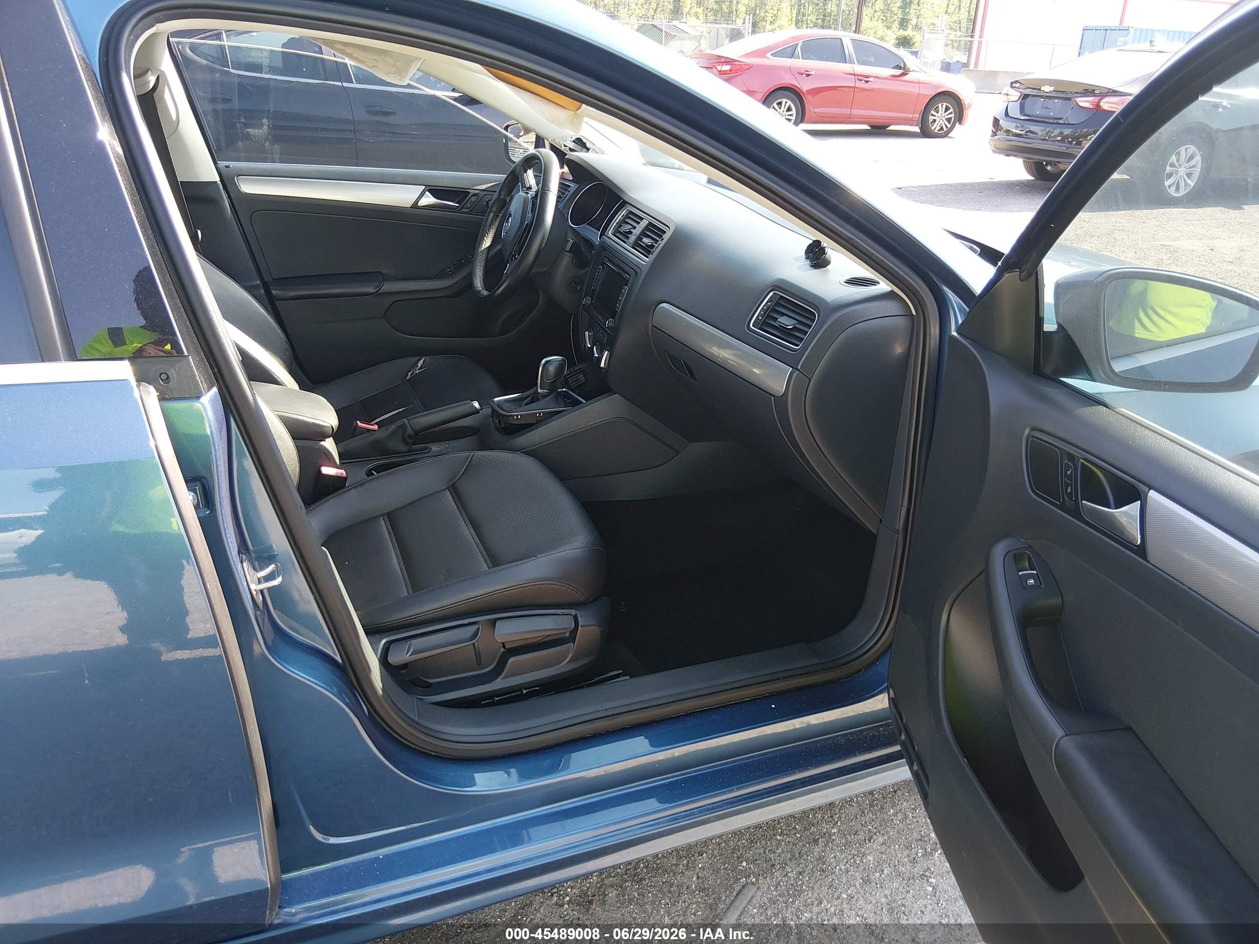 2015 Volkswagen Jetta 1.8t Se Blue vin: 3VWD07AJ0FM314607