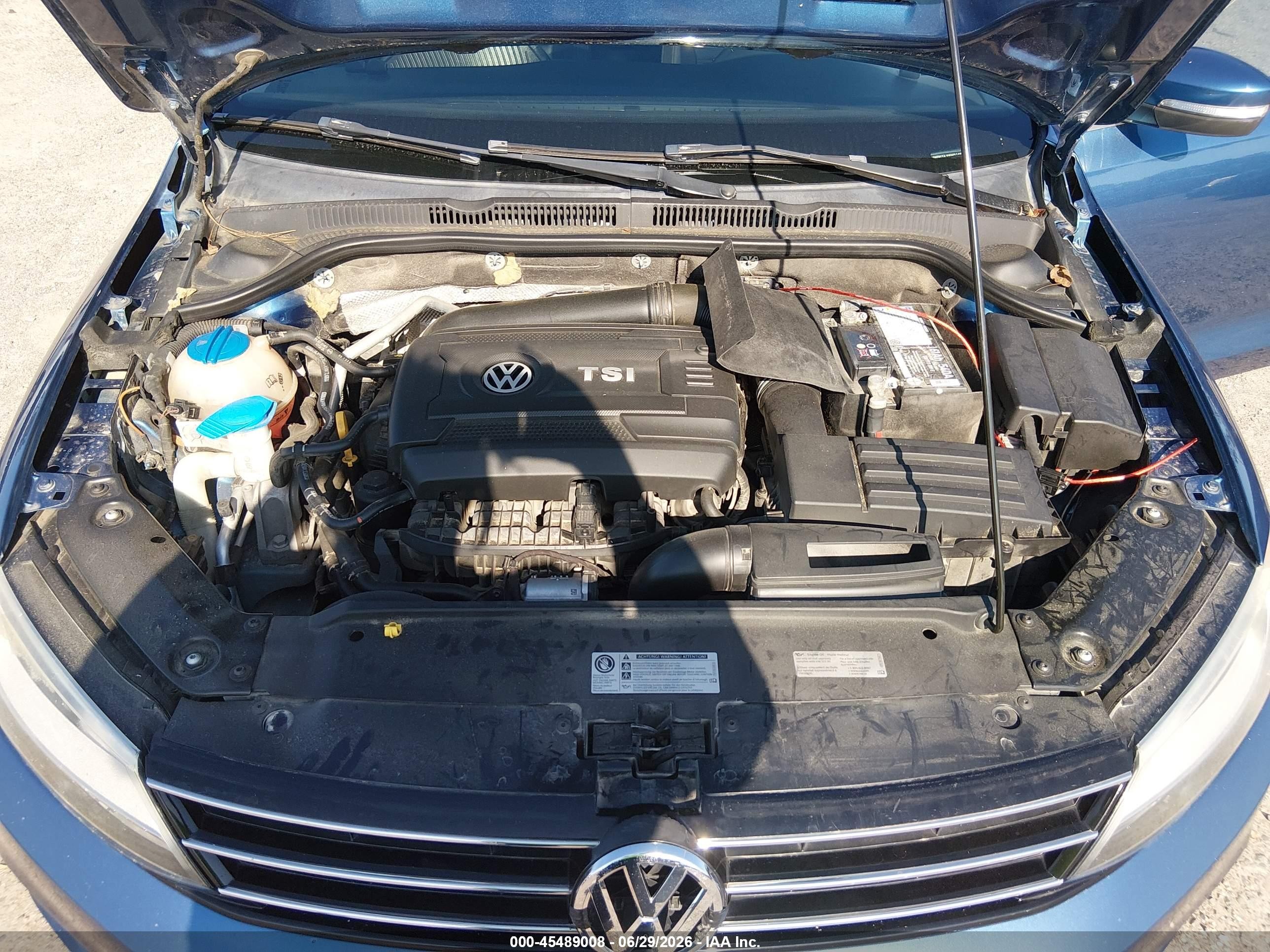2015 Volkswagen Jetta 1.8t Se Blue vin: 3VWD07AJ0FM314607