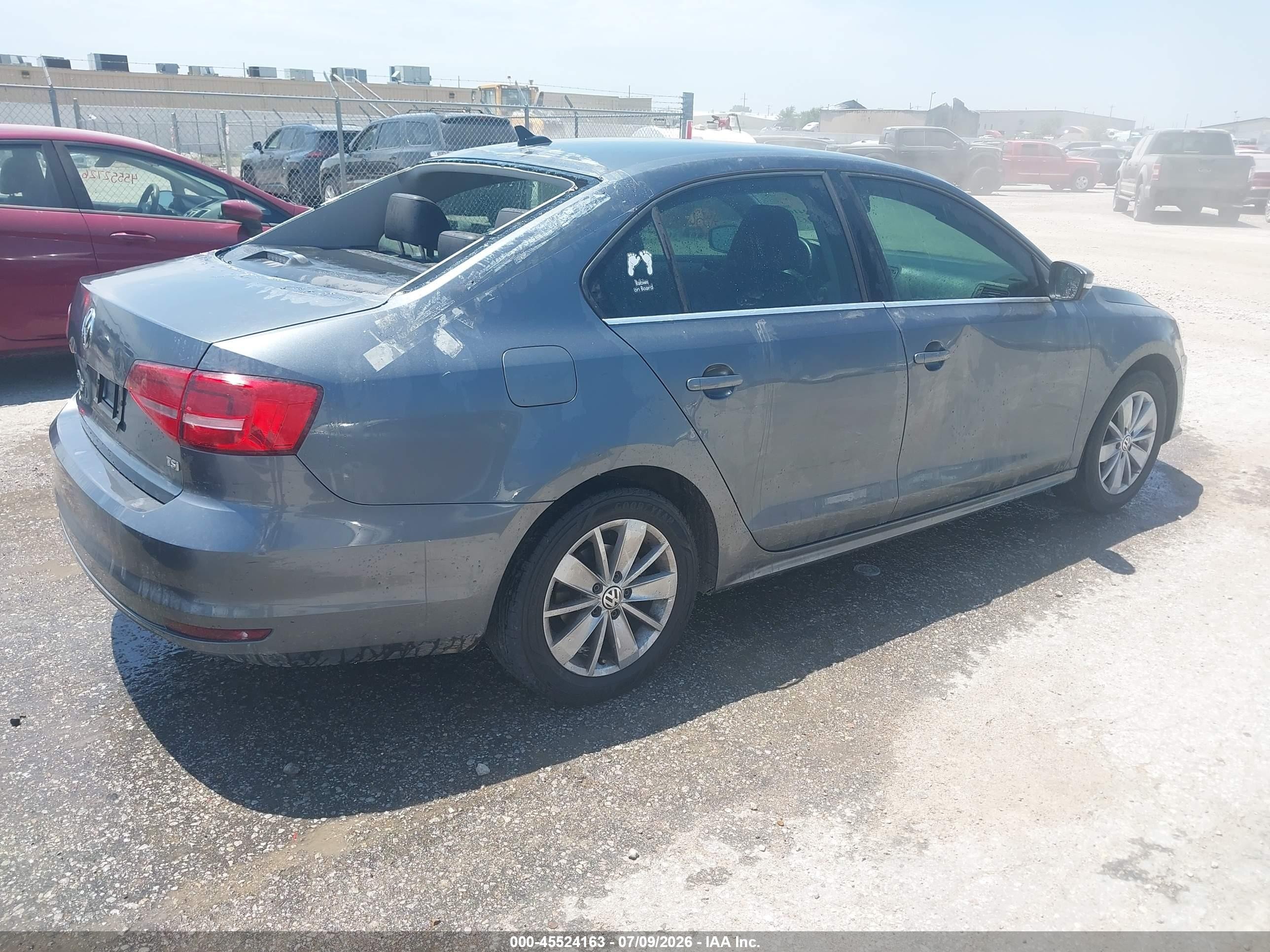 2015 Volkswagen Jetta 1.8t Se Серый vin: 3VWD07AJ0FM317166
