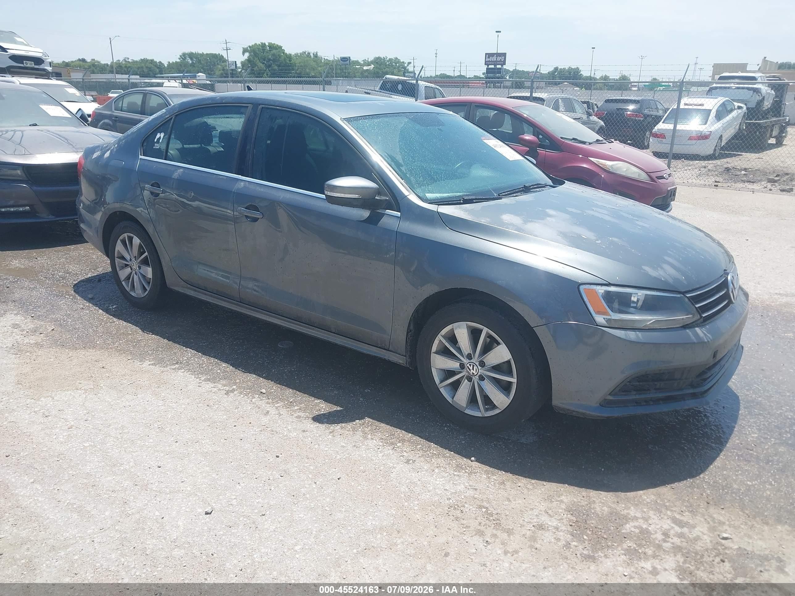 2015 Volkswagen Jetta 1.8t Se Серый vin: 3VWD07AJ0FM317166