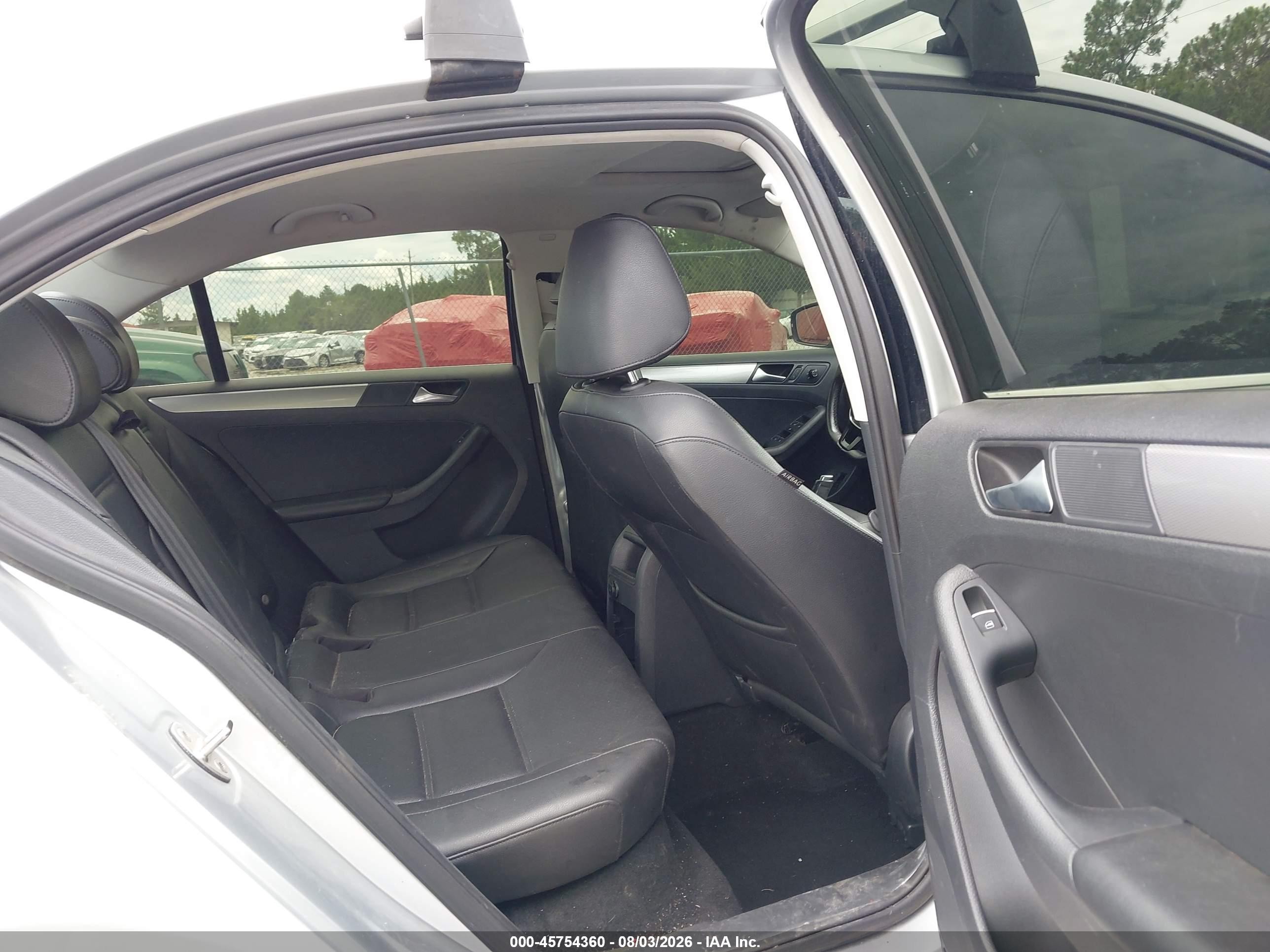 2015 Volkswagen Jetta 1.8t Se Серебряный vin: 3VWD07AJ0FM333481