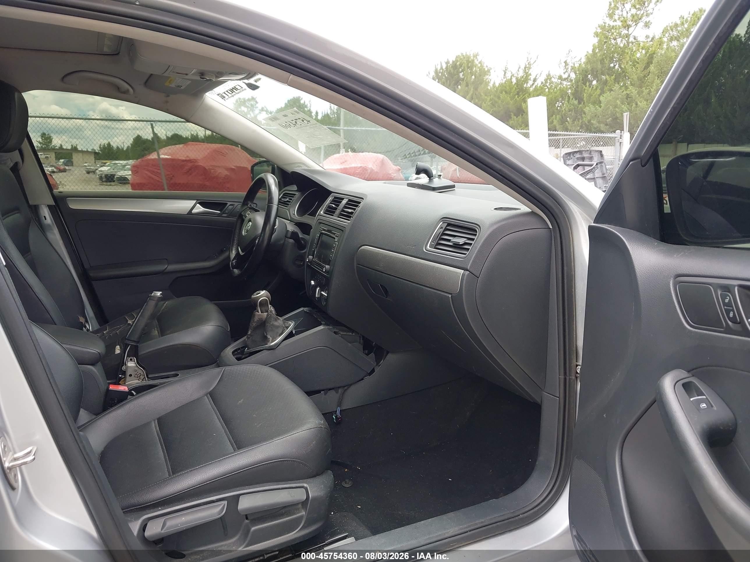 2015 Volkswagen Jetta 1.8t Se Серебряный vin: 3VWD07AJ0FM333481