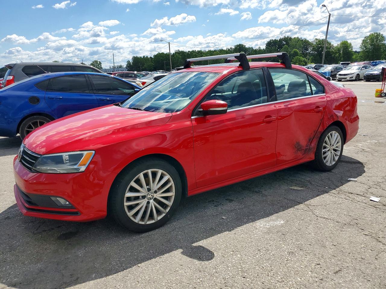 2015 Volkswagen Jetta Se Красный vin: 3VWD07AJ0FM357814