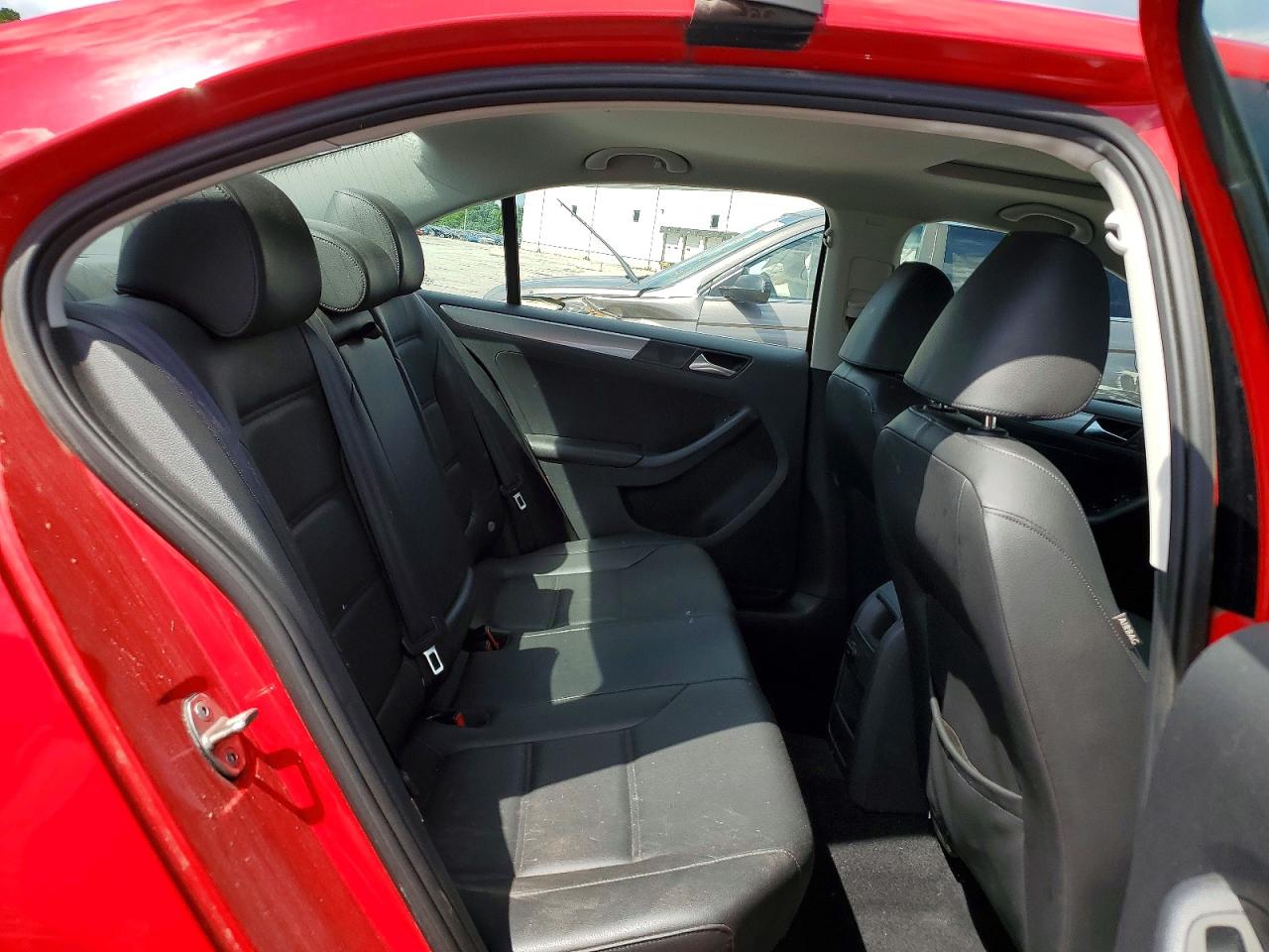 2015 Volkswagen Jetta Se Red vin: 3VWD07AJ0FM357814