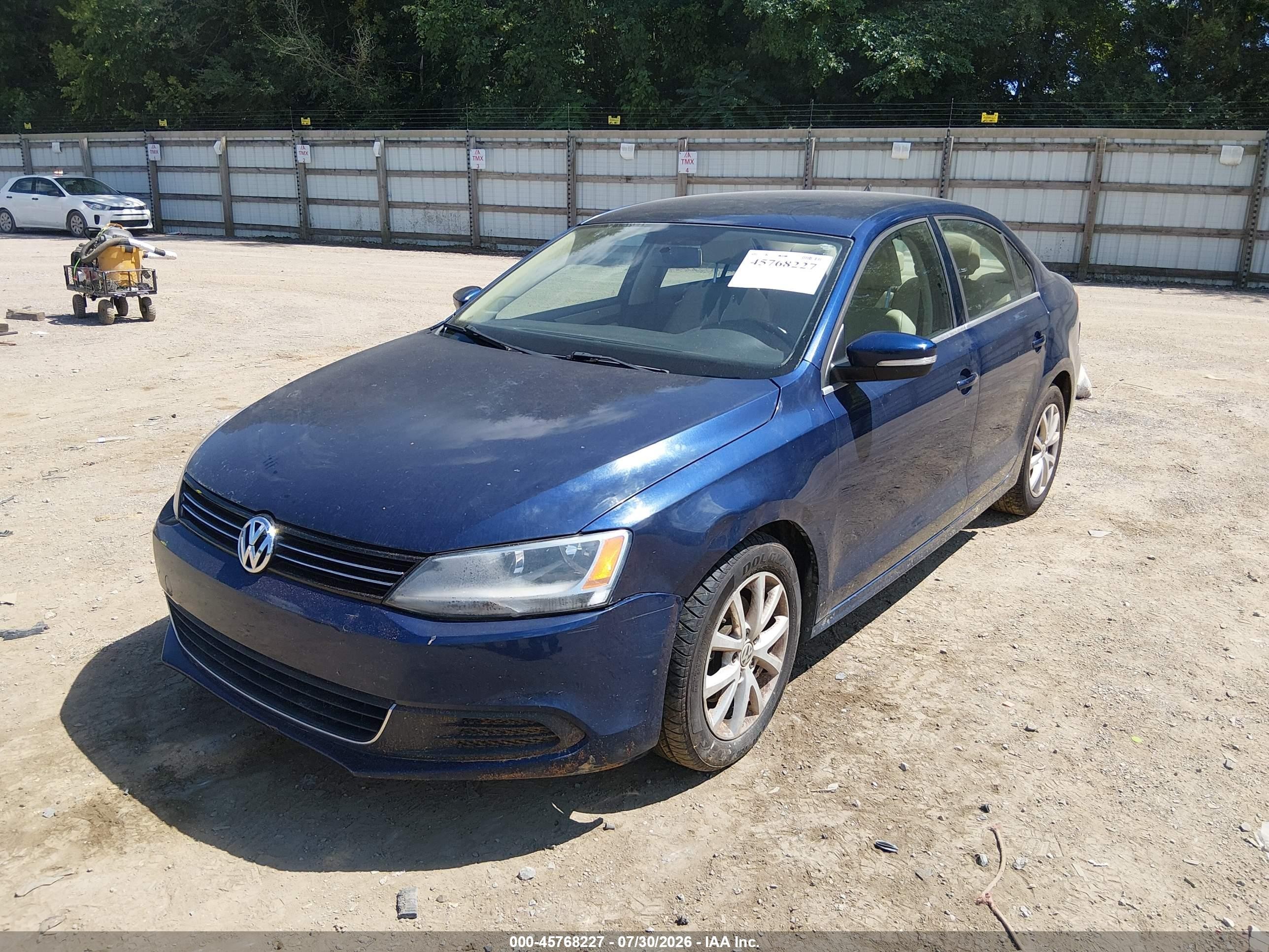 2014 Volkswagen Jetta 1.8t Se Blue vin: 3VWD07AJ1EM289800