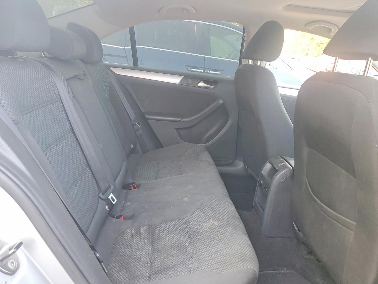 2014 Volkswagen Jetta Se Серебряный vin: 3VWD07AJ1EM359215