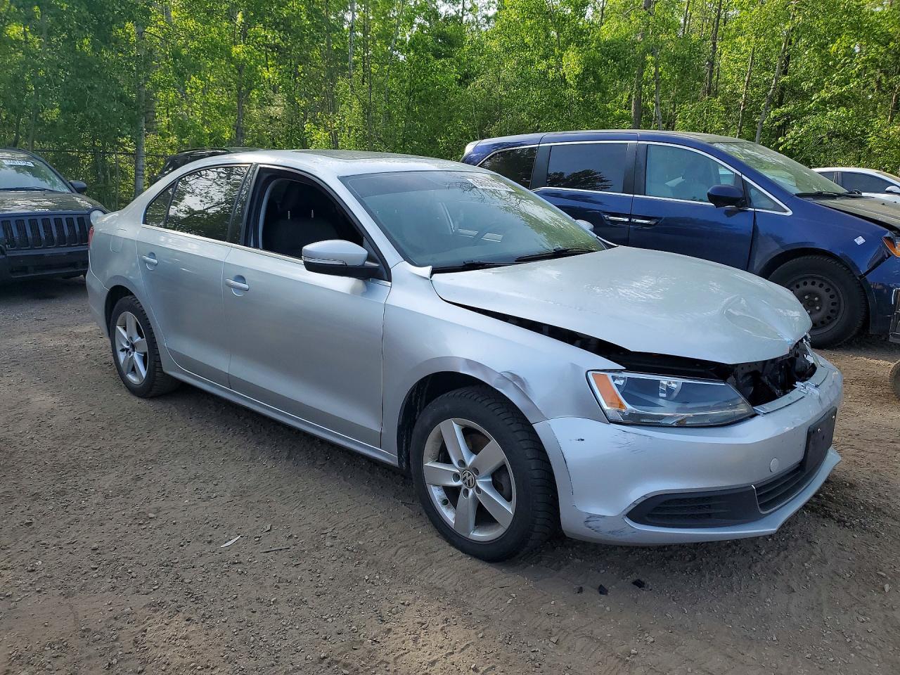 2014 Volkswagen Jetta Se Серебряный vin: 3VWD07AJ1EM359215